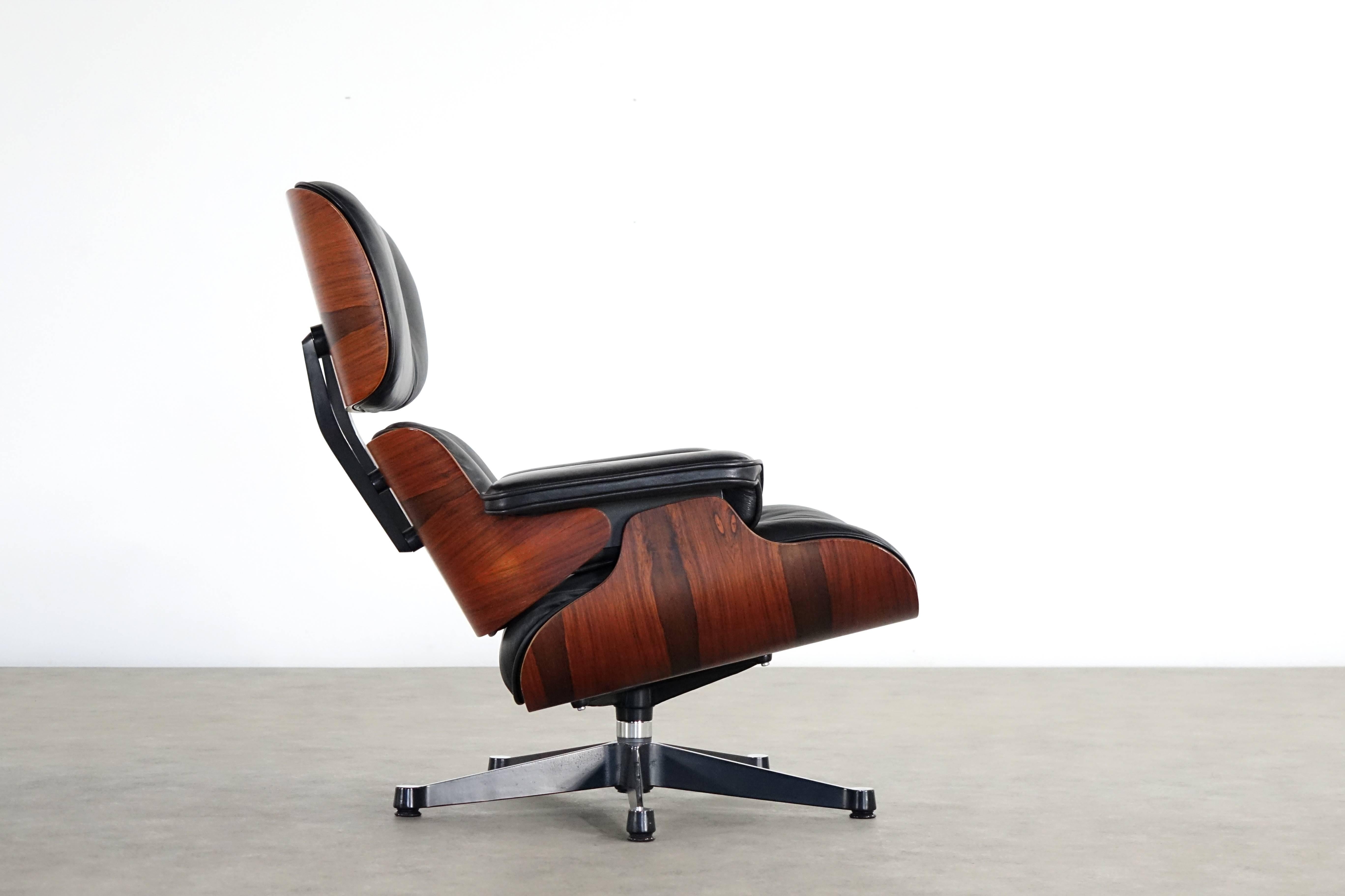 Mid-Century Modern Vitra Charles Eames Lounge Chair and Ottoman in Rio Rosewood Herman Miller