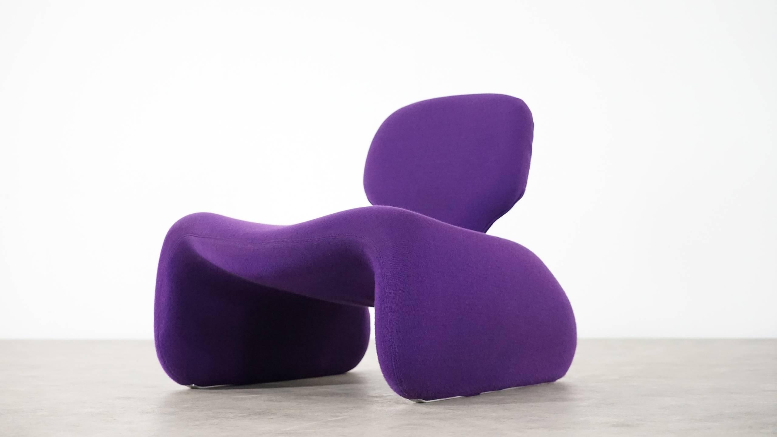 Pair of 1965 Djinn chairs by Olivier Morgue in violet original upholstery!
Great condition, the foam is perfect.

Airborne International, France, 1965. Wool upholstery over foam and internal steel frame. 
Very popular because was featured in