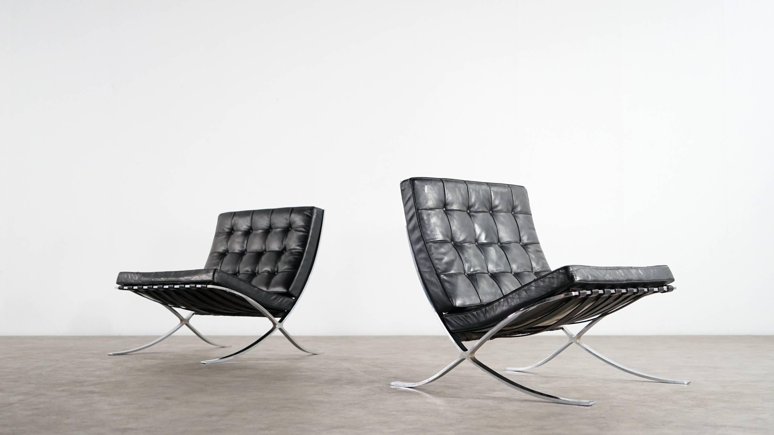 2x Ludwig Mies van der Rohe Barcelona chairs by Knoll International
for the Barcelona-Pavillon in 1929.

This pair was bought in 1955 for the Nordwestlotto Lobby in Münster, Germany. it closed in 1957 and since the chairs were stored.

Coming