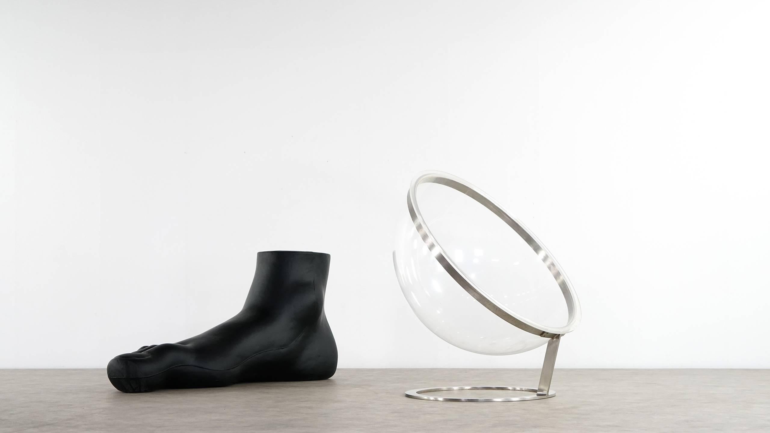 sphere chair