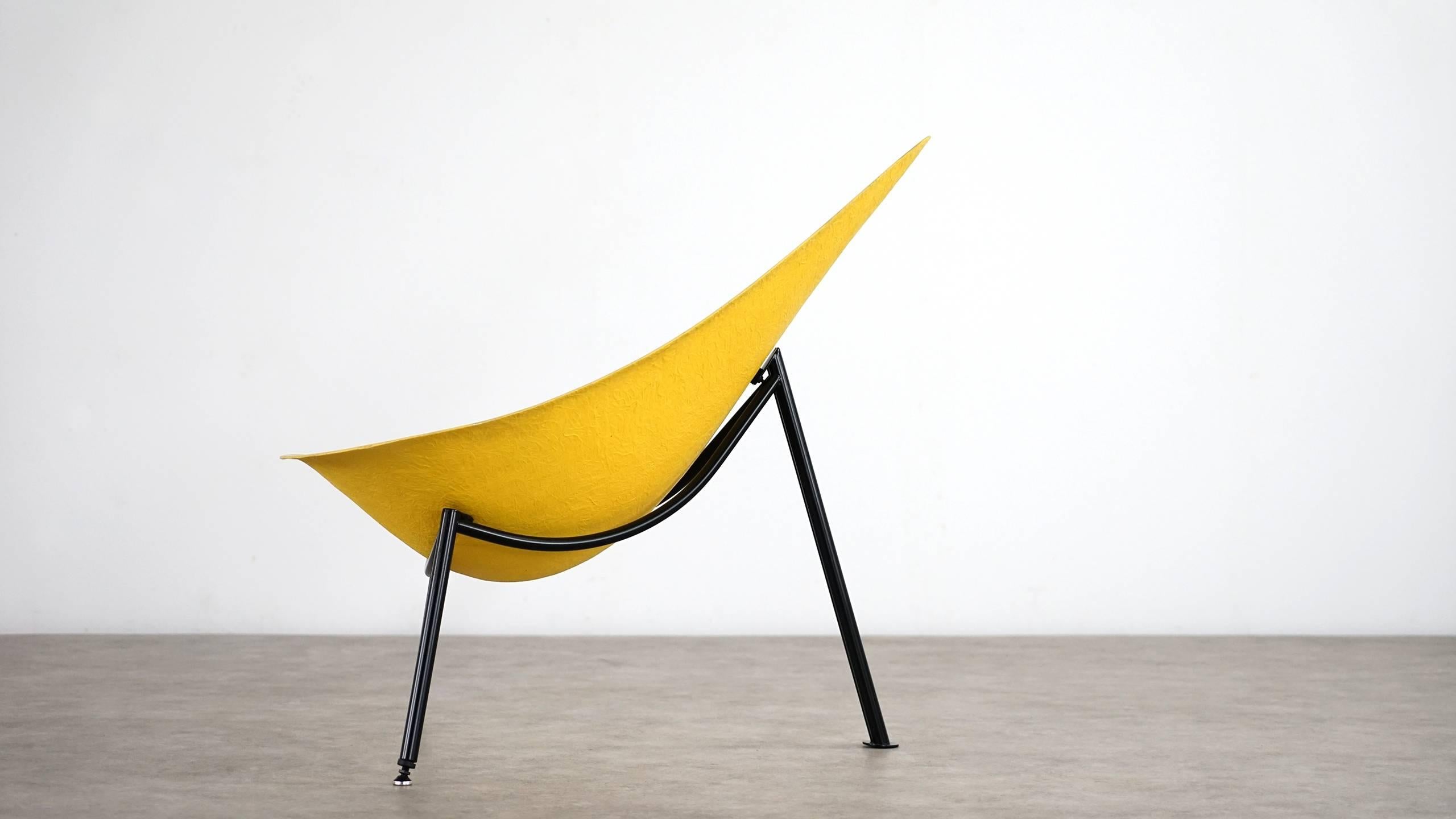 Midcentury Fiberglass Easy Chair by Ed Mérat, France, Tripod Outdoor 3