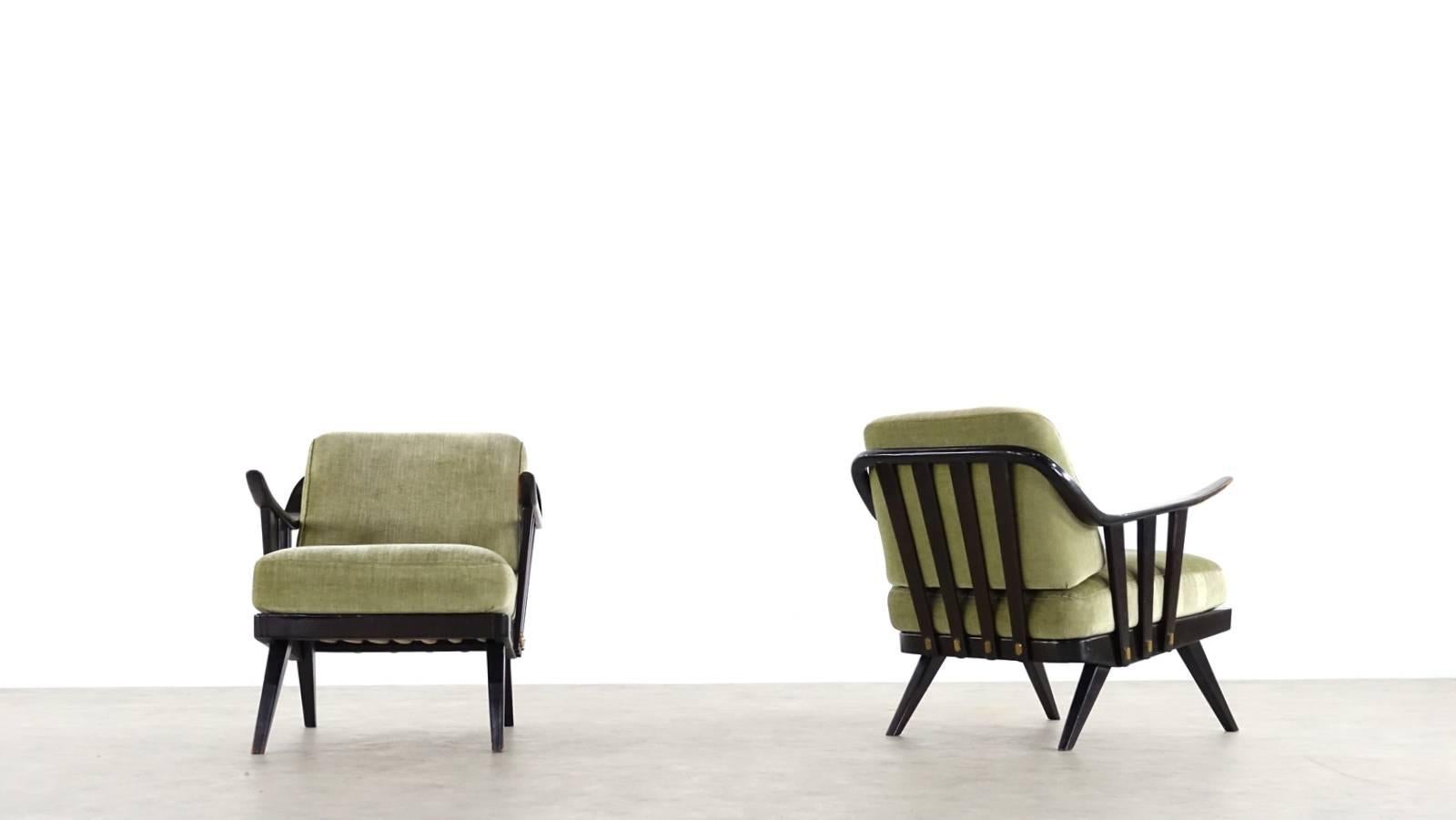 Mid-Century Modern Unique Pair of Knoll Antimott Easy Chairs