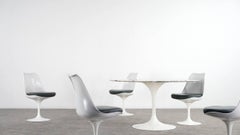 Eero Saarinen Pedestal Tulip Dining Table, 1955 for Knoll International Marble