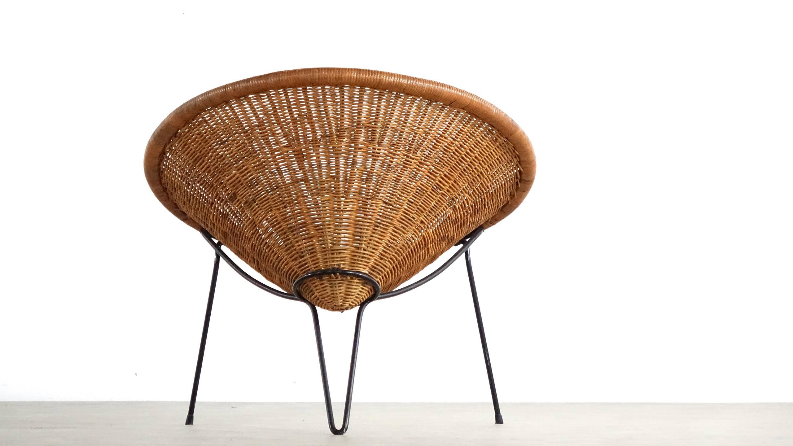 Steel Tripod Rattan Lounge Chair Attributed to Roberto Mango, Italy, 1952