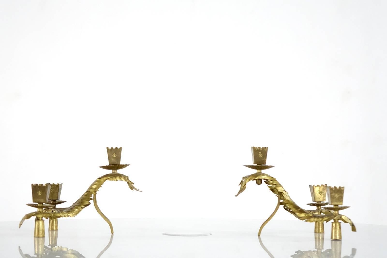 Ein Paar einzigartige Kerzenständer mit ausdrucksstarkes Design im Zustand „Hervorragend“ in Munster, NRW