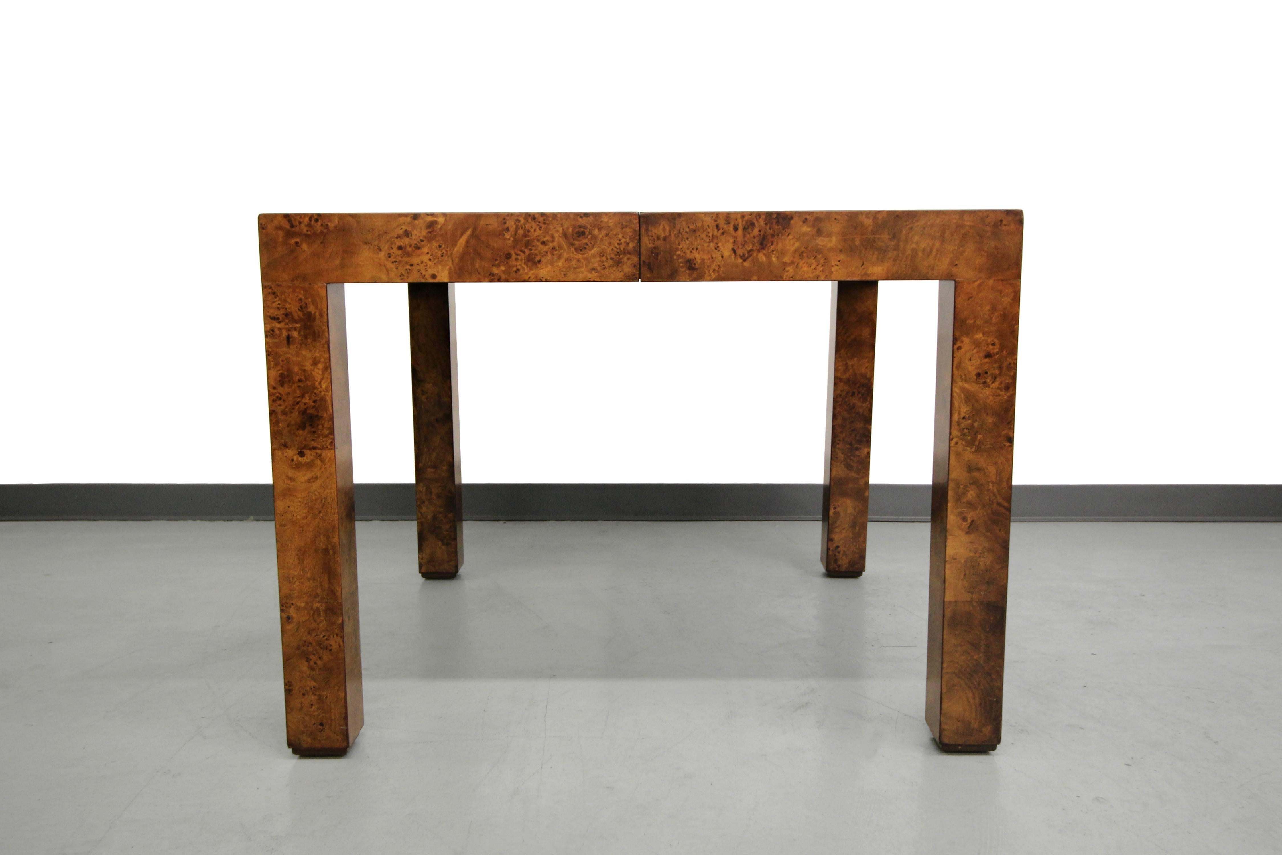 Beautiful Mid Century Milo Baughman Parsons Style Burl Wood Dining Table In Excellent Condition In Las Vegas, NV