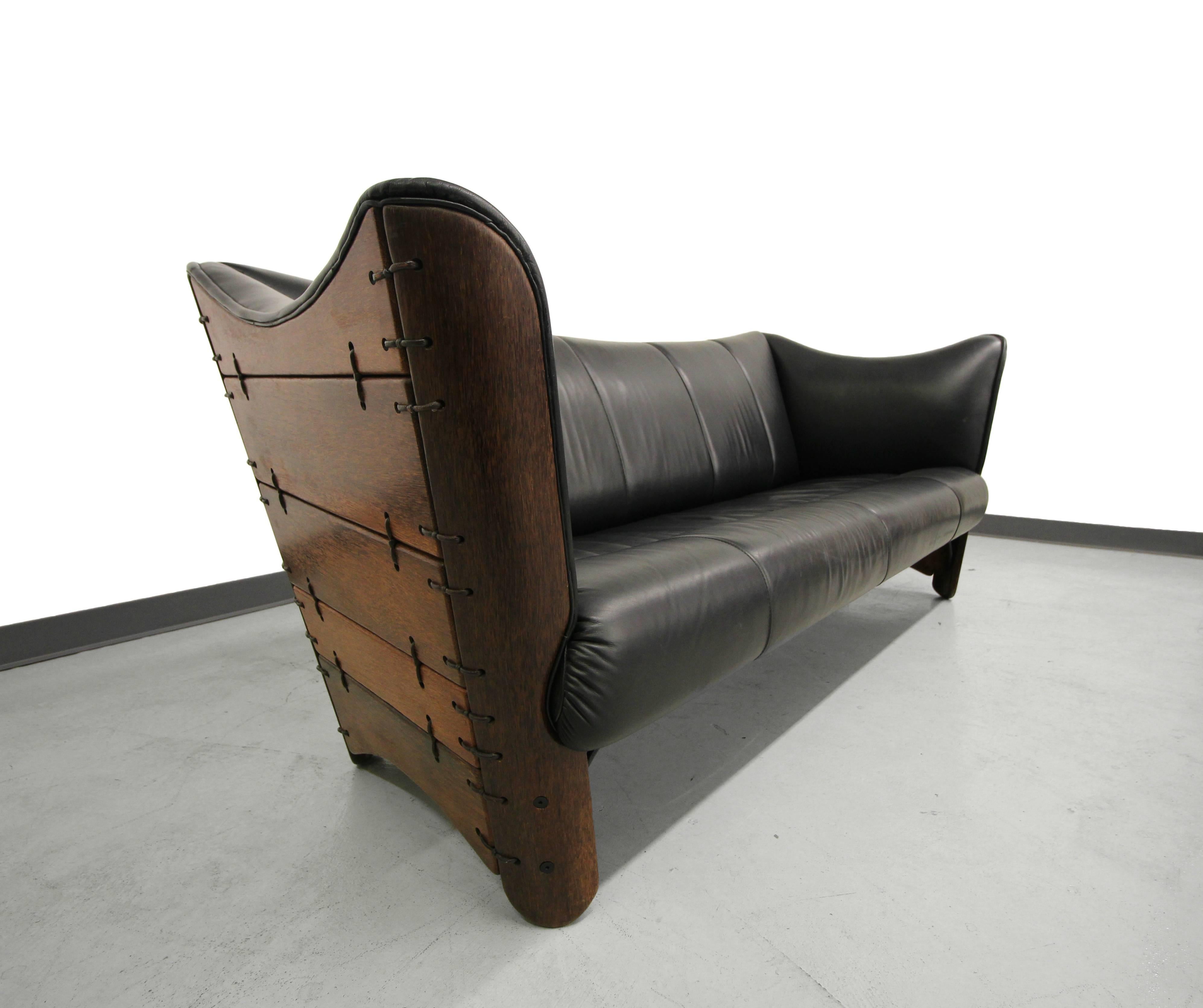 Pacific Green Palmwood and Leather Cayenne Sofa 1