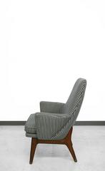 Single Mid-Century Lounge Side Chair Designed by Adrian Pearsall