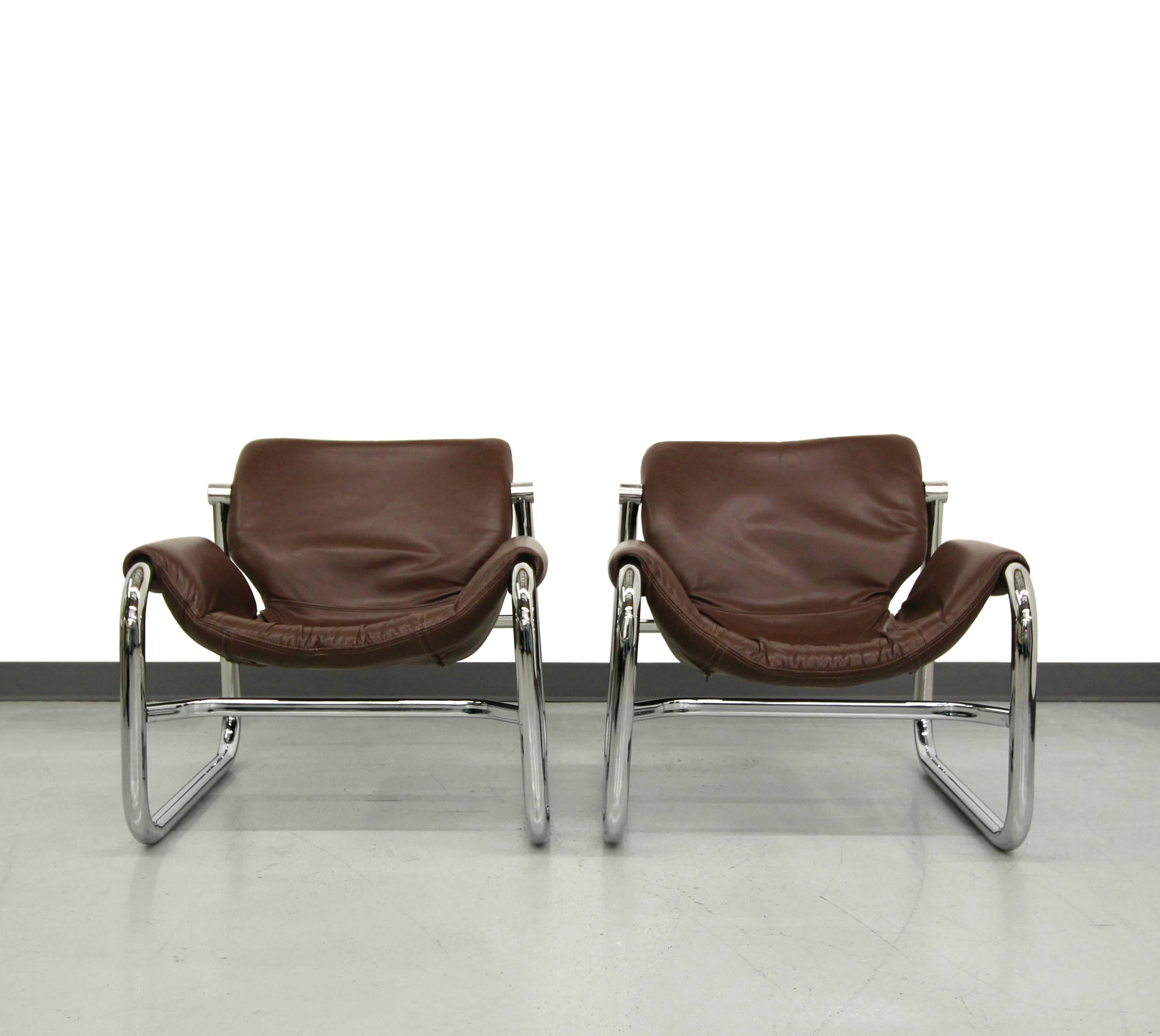 Mid-Century Modern Pair of Chrome and Leather Alpha Lounge Chairs by Maurice Burke for Pozza