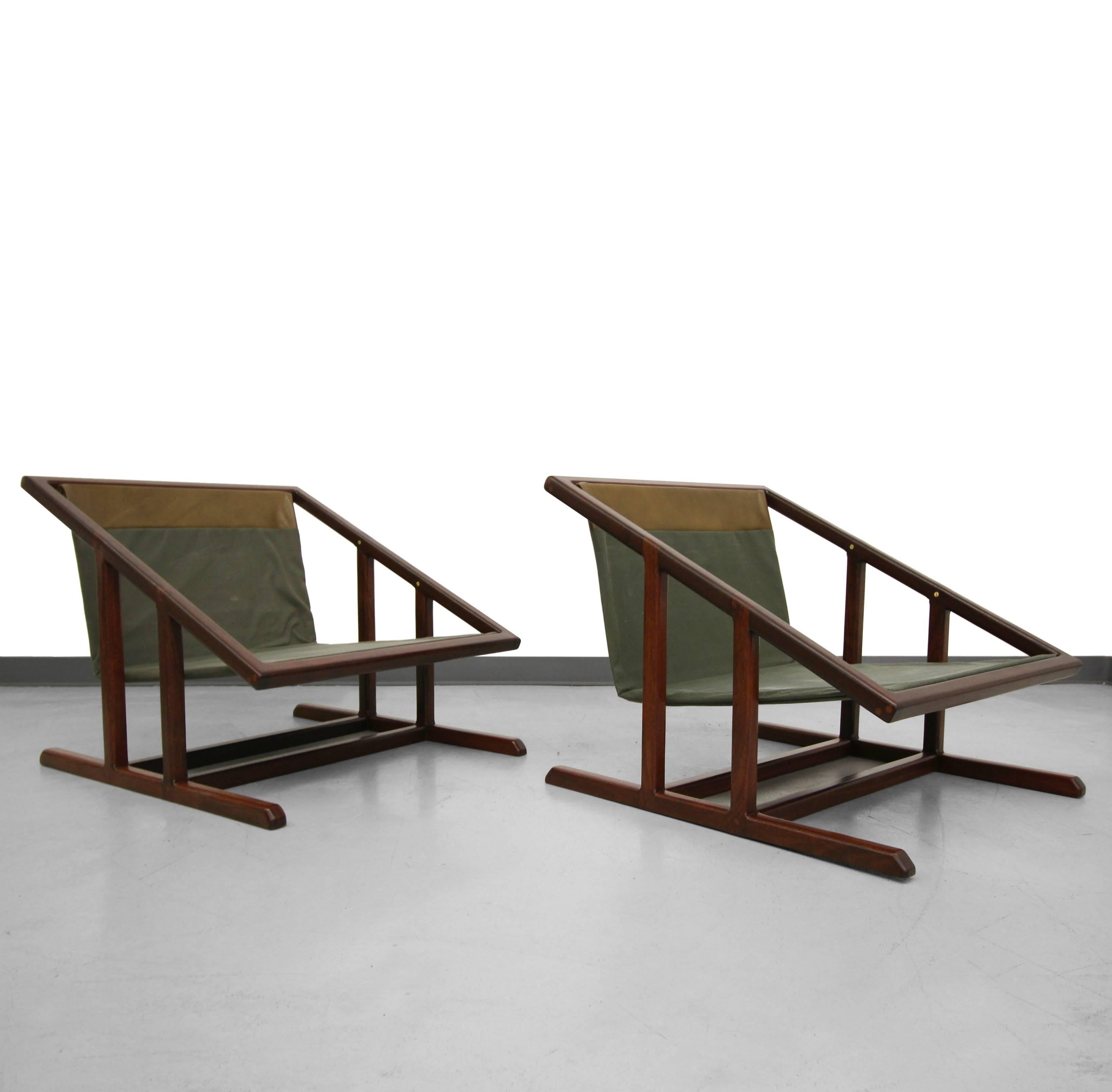 20th Century Pair of Mid-Century Angular Solid Walnut Sling Chairs