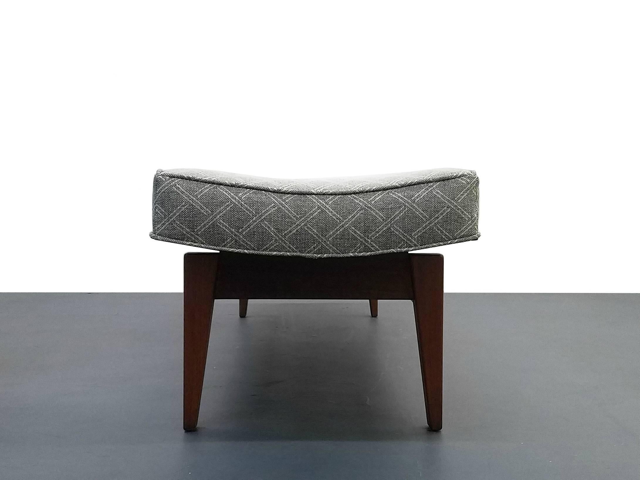 Rare Mid-Century Floating Upholstered Bench by Jens Risom In Excellent Condition In Las Vegas, NV