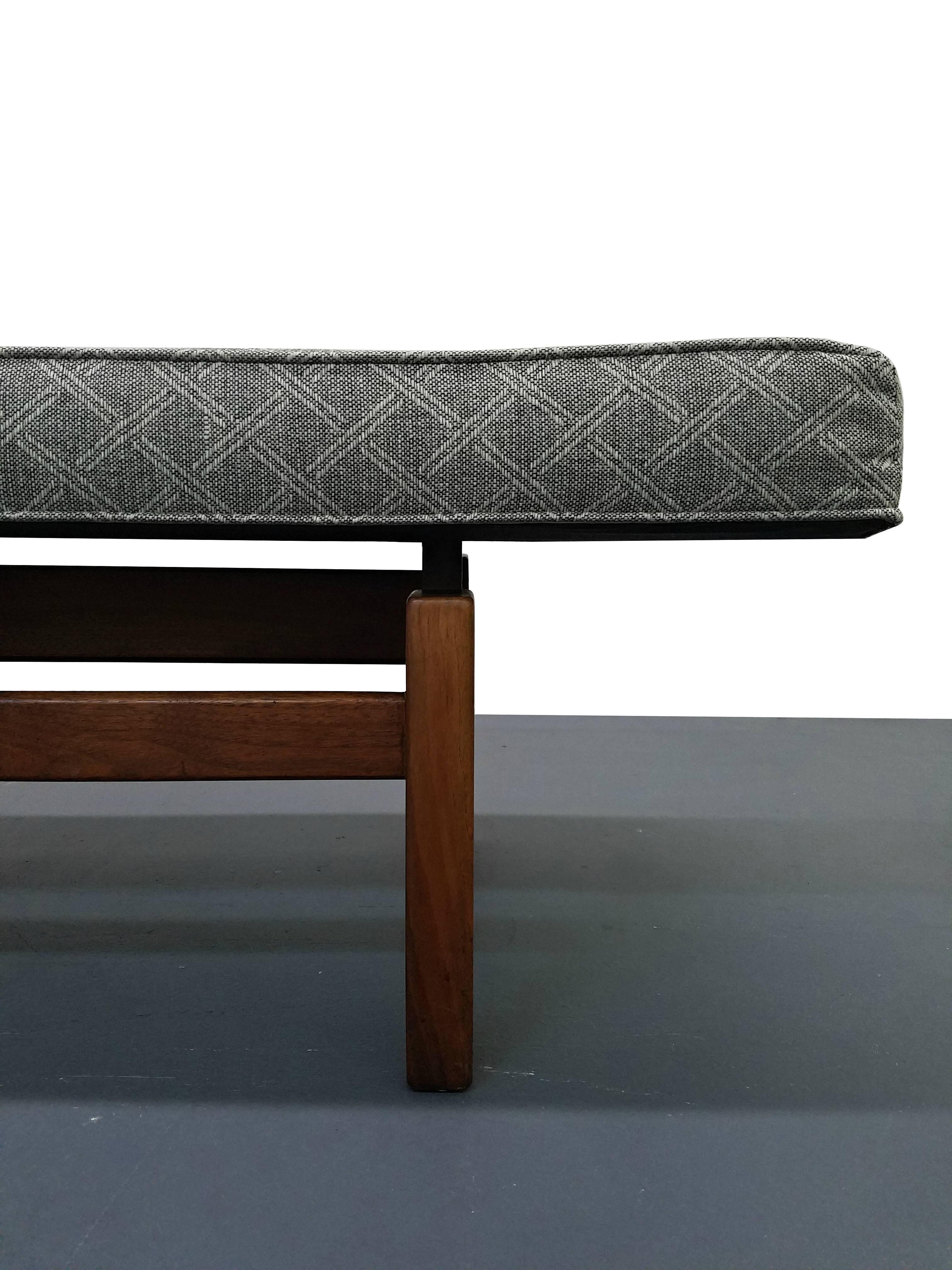 Mid-Century Modern Rare Mid-Century Floating Upholstered Bench by Jens Risom