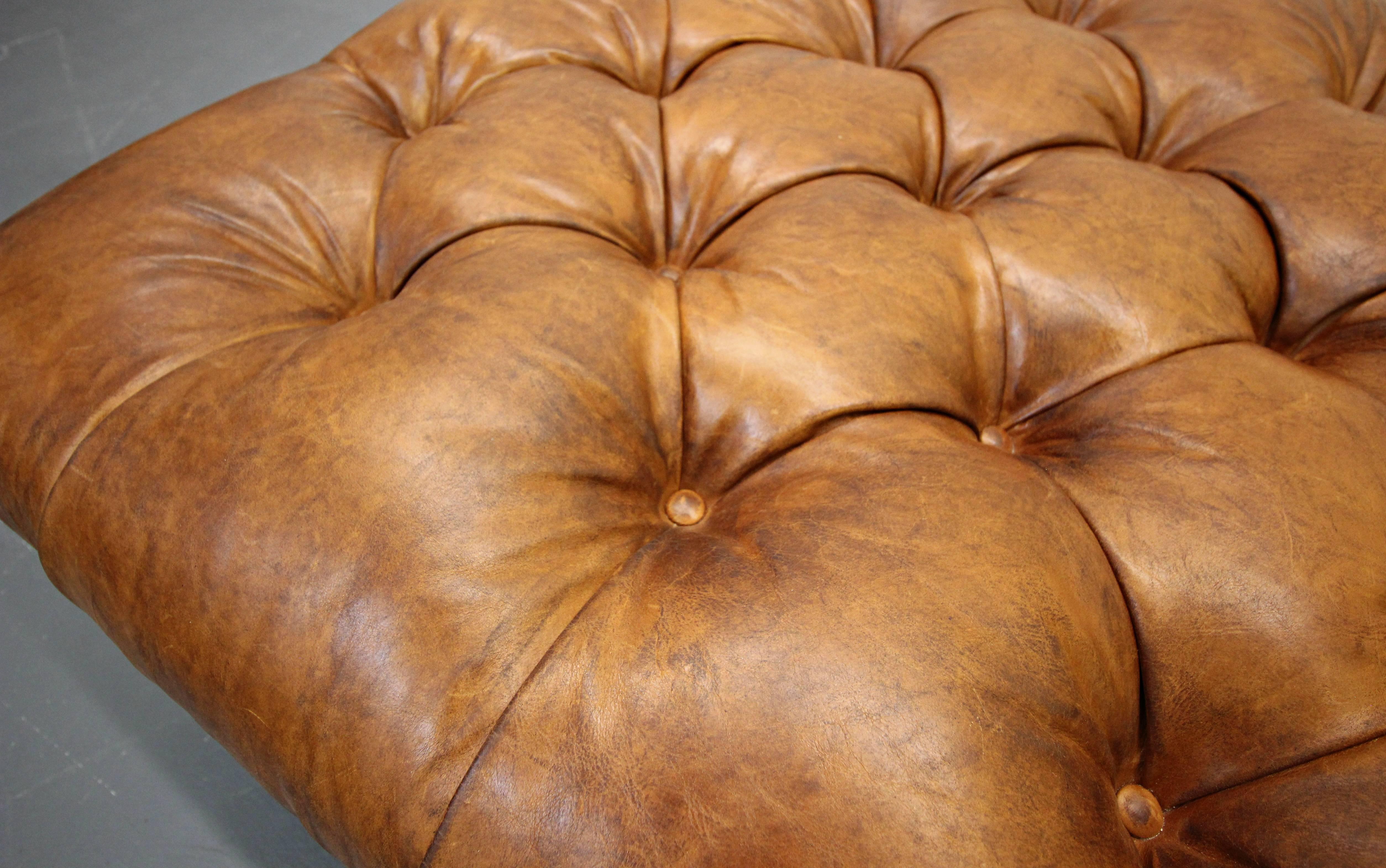 Large English Style Leather Tufted Chesterfield Ottoman with Gorgeous Patina In Excellent Condition In Las Vegas, NV