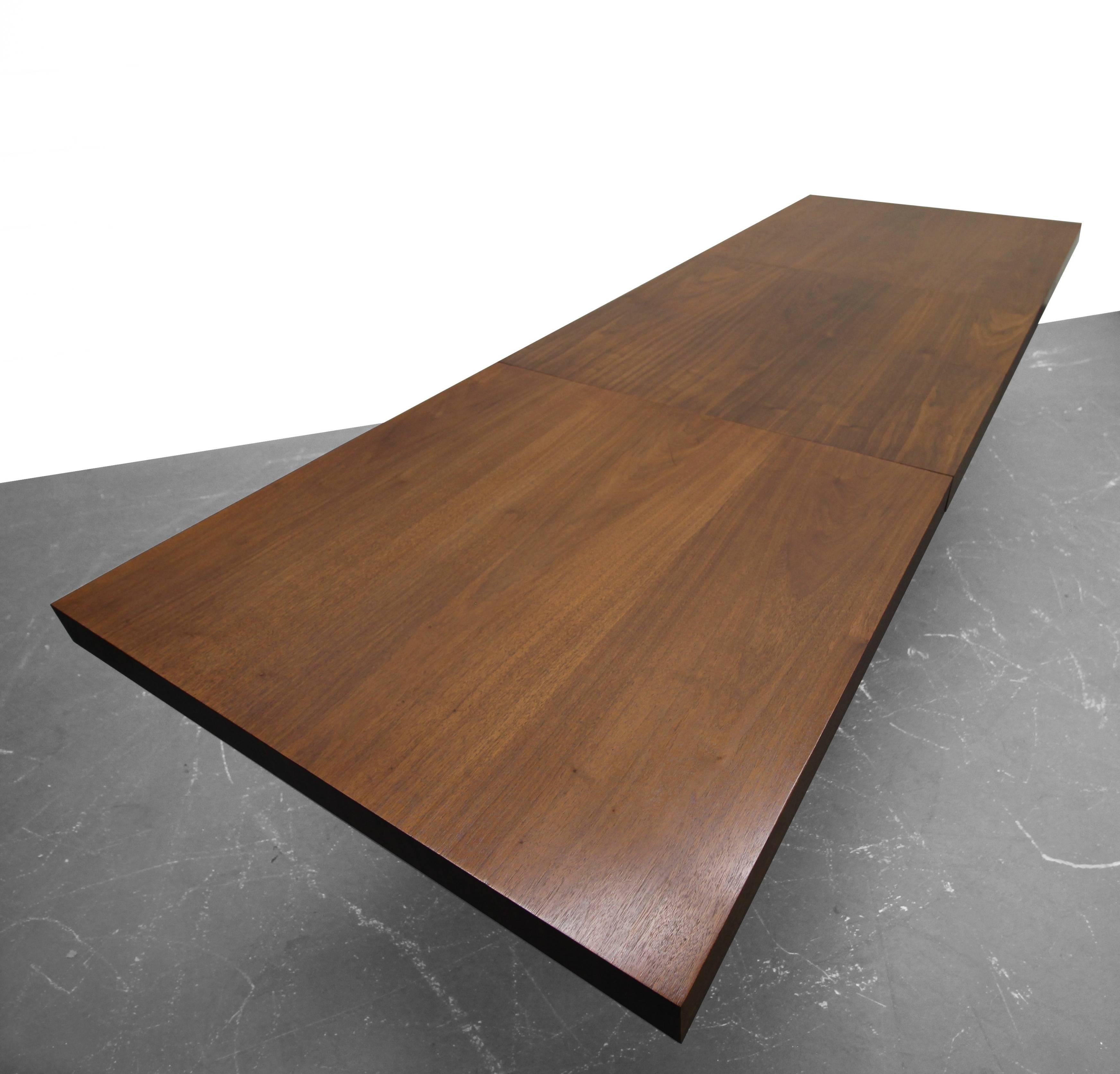 Mid-Century Modern Midcentury Walnut Pedestal Dining Table by Milo Baughman for Thayer Coggin