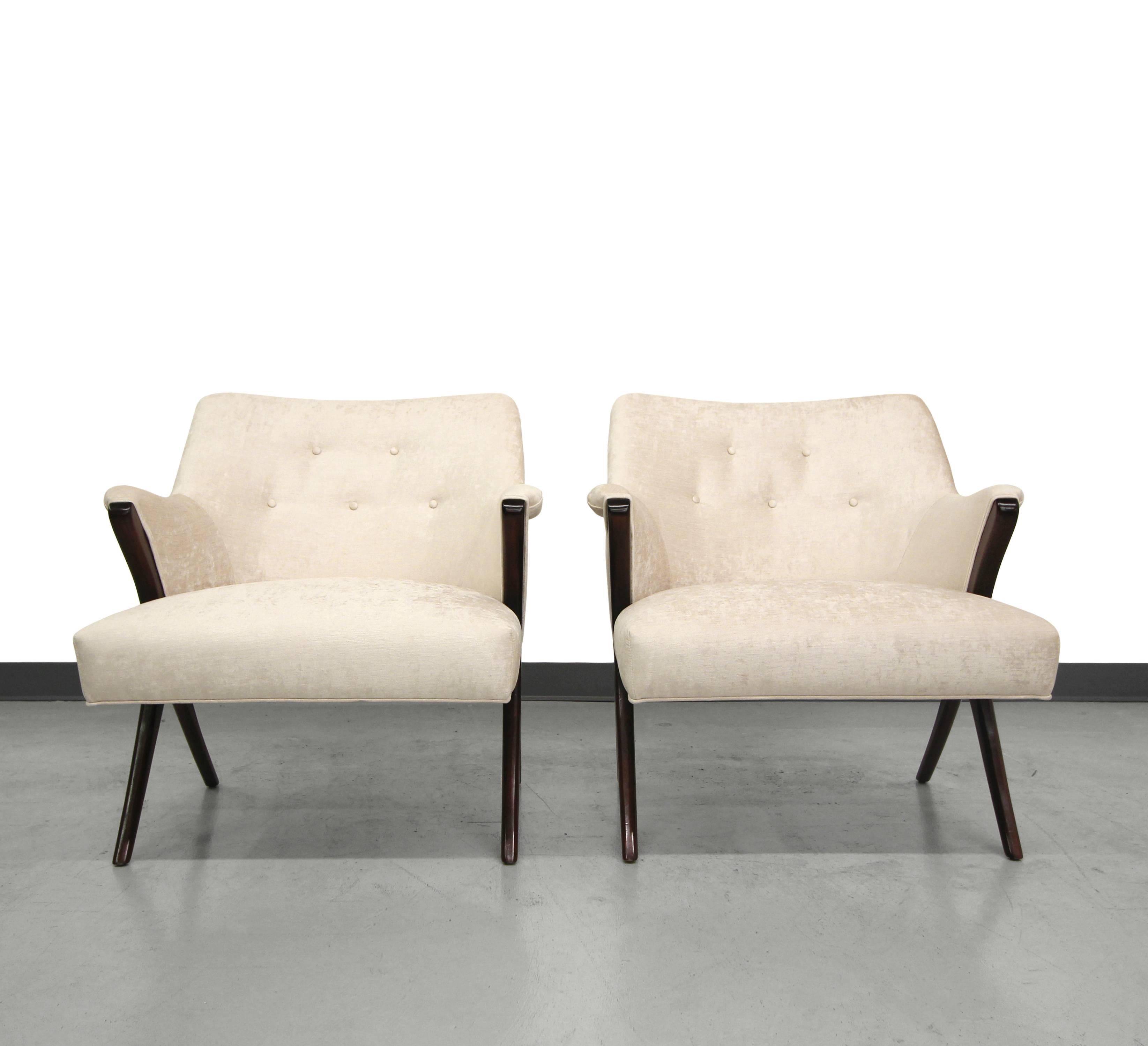 Mid-Century Modern Exquisite Pair of Mid-Century Scissor Lounge Chairs in the Style of Karpen