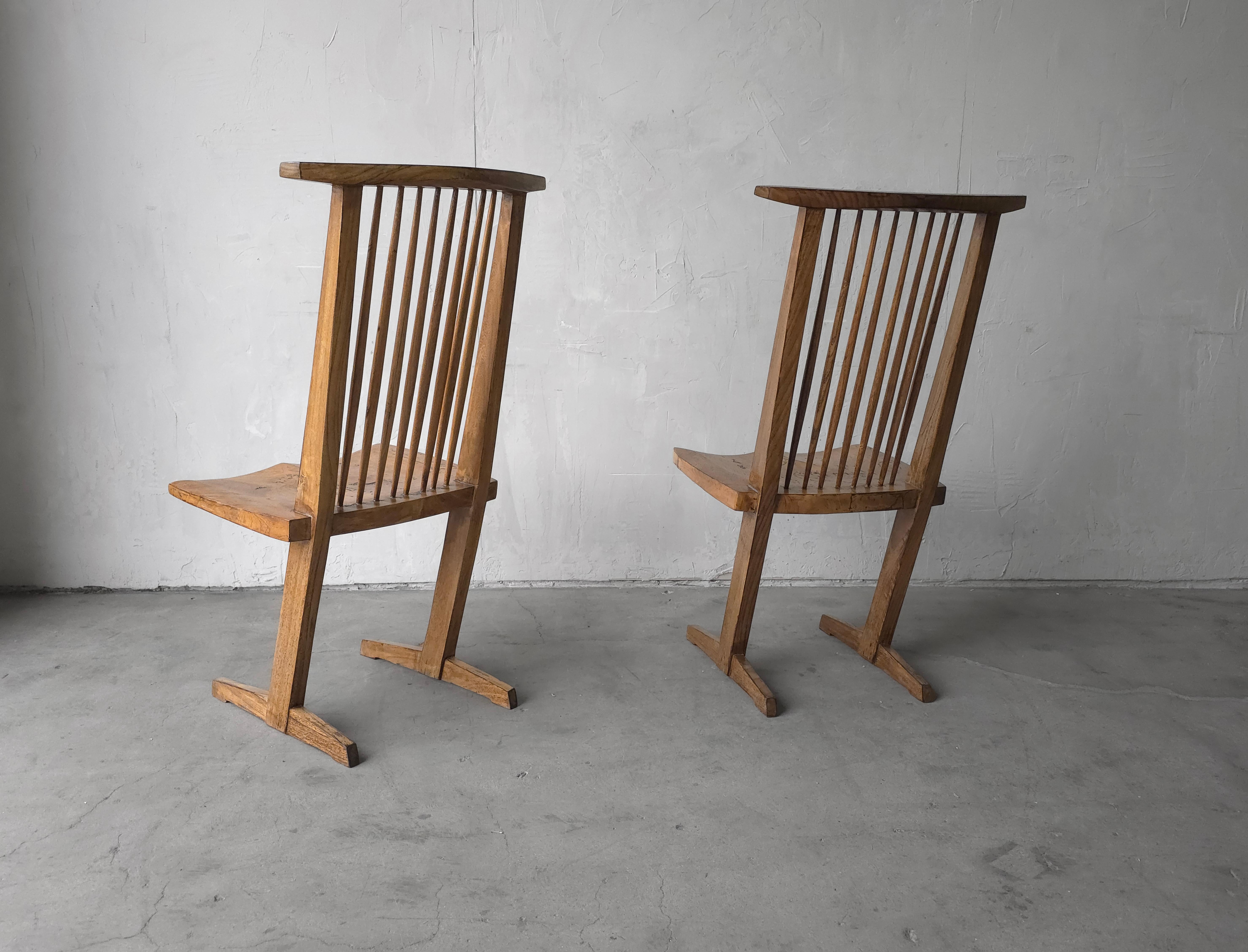 20th Century Pair of Live Edge Burl Conoid Chairs after George Nakashima For Sale