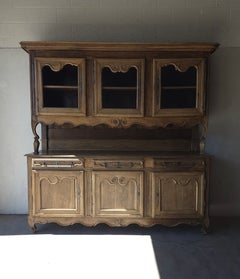 Vaisselier monumental antique français en chêne européen datant des années 1800