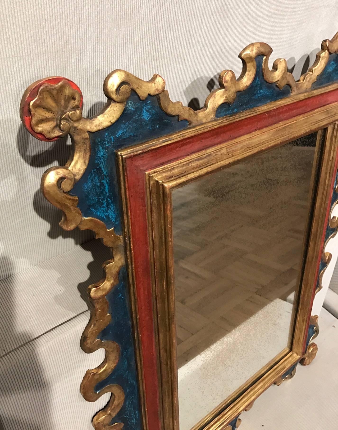 Colonial espagnol Miroir sculpté et doré de style espagnol