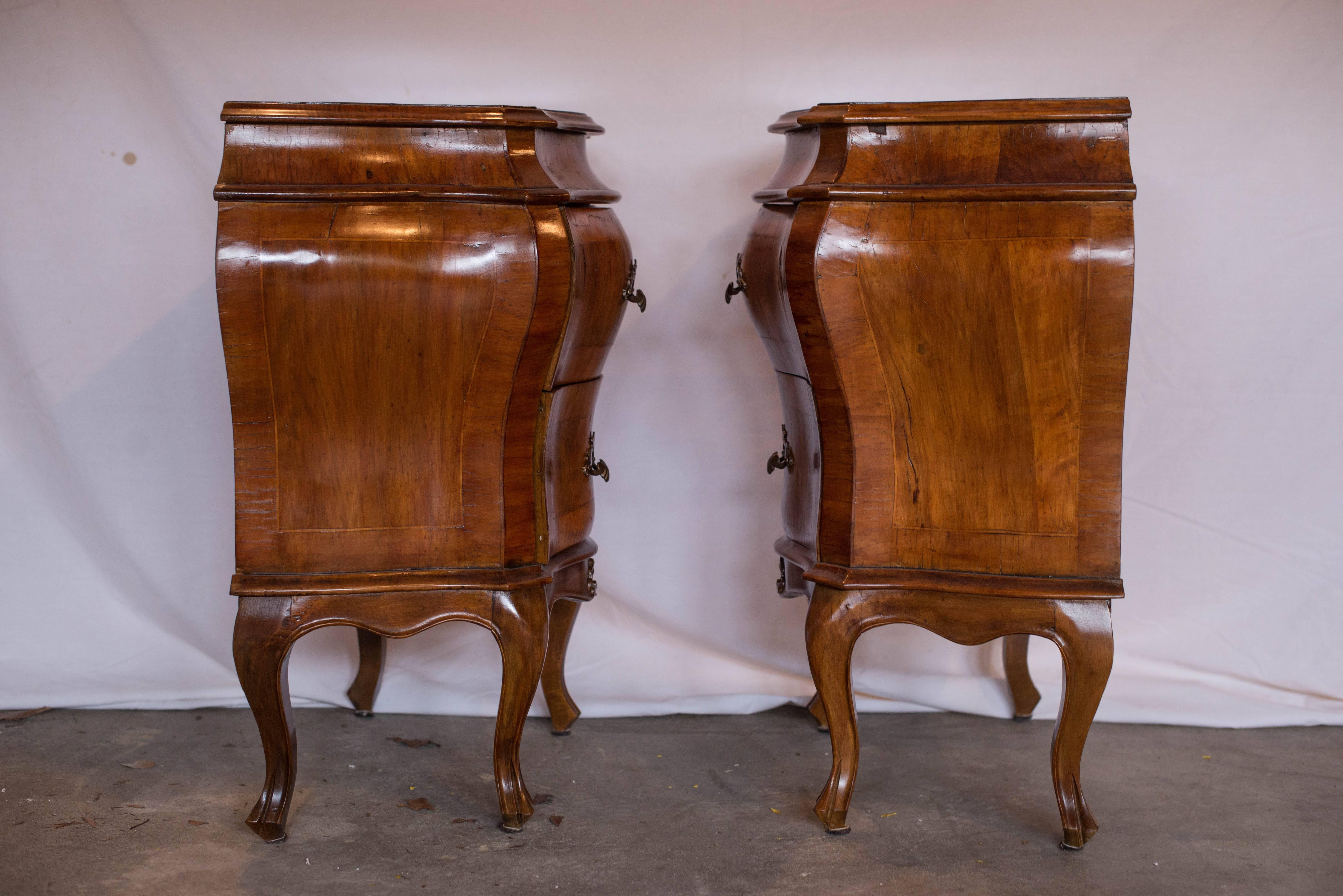 Pair of 20th Century Italian Olive Wood Bombe Commodes or Side Tables 7