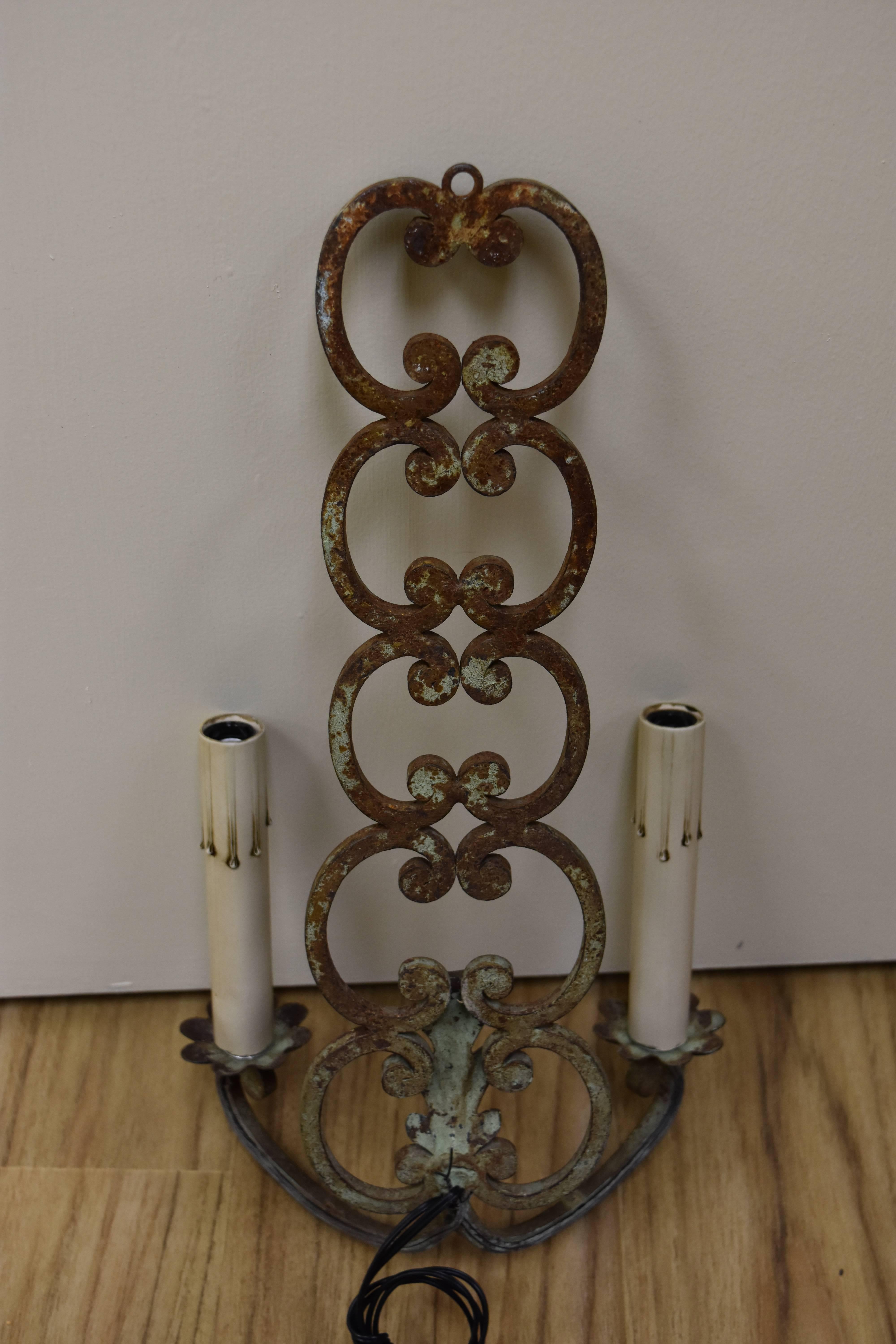 Pair of Early 20th Century French Iron Sconces For Sale 4