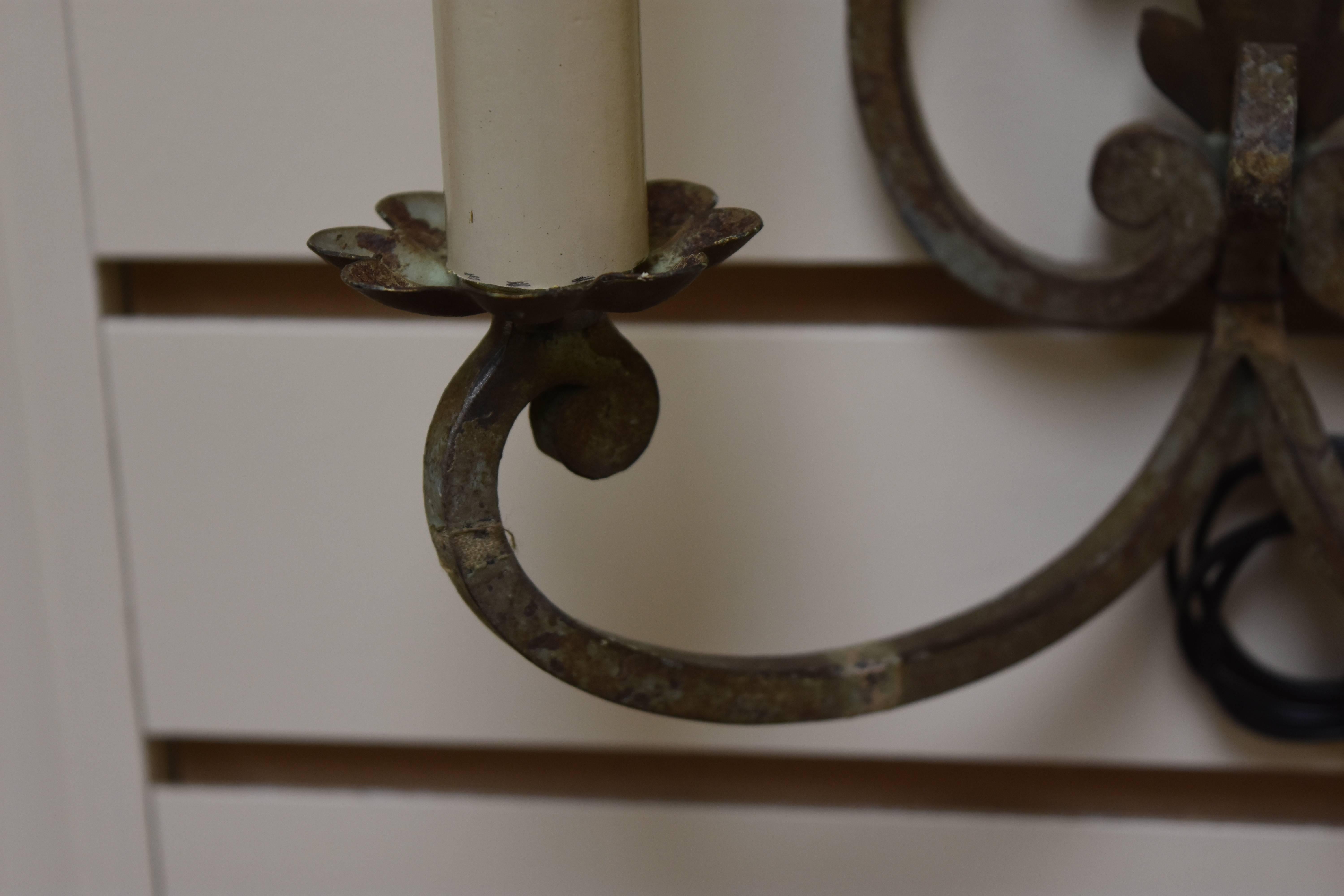 Pair of Early 20th Century French Iron Sconces For Sale 3