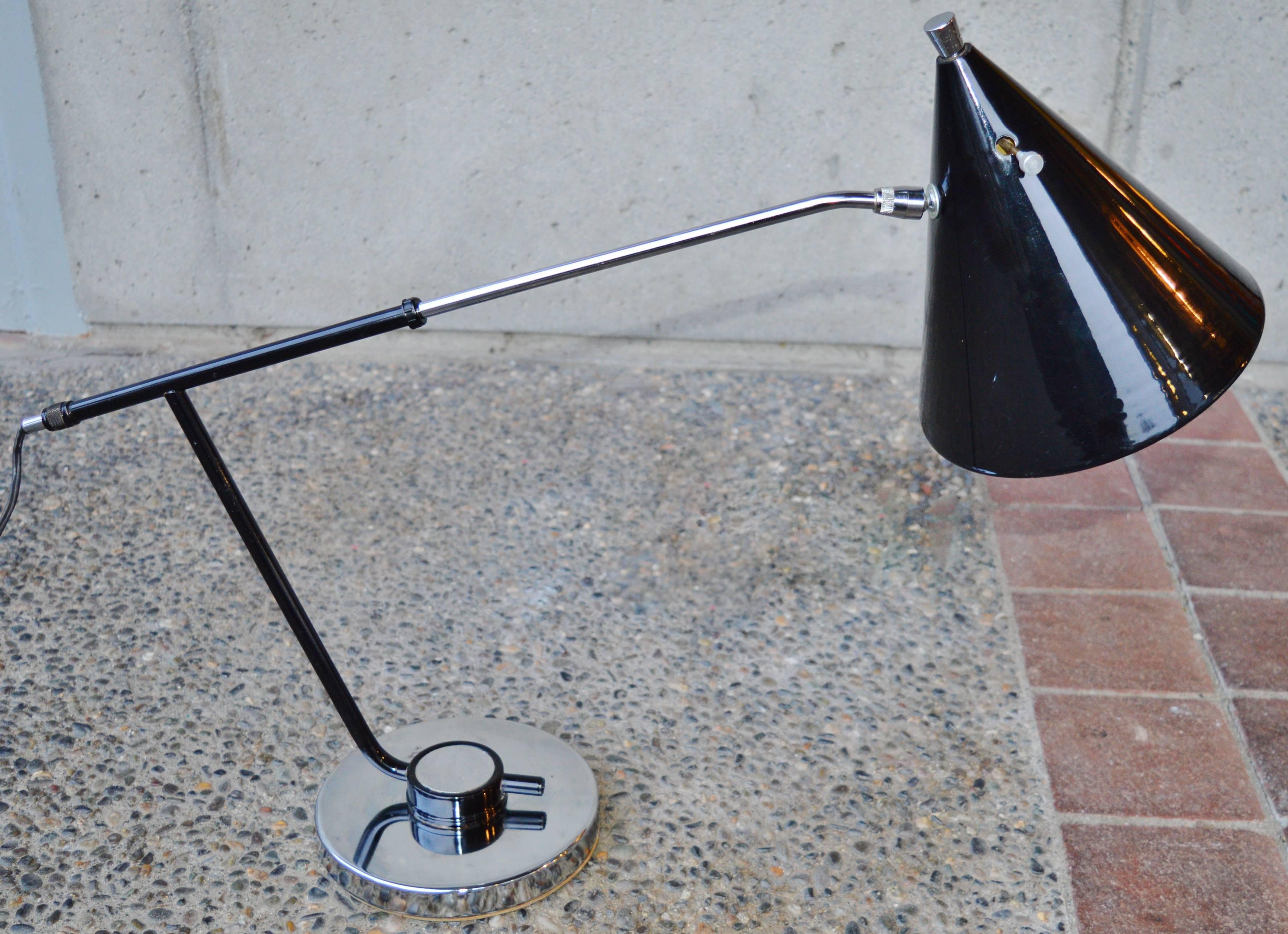 Mid-20th Century Mid-Century Modern Black and Chrome Desk Lamp