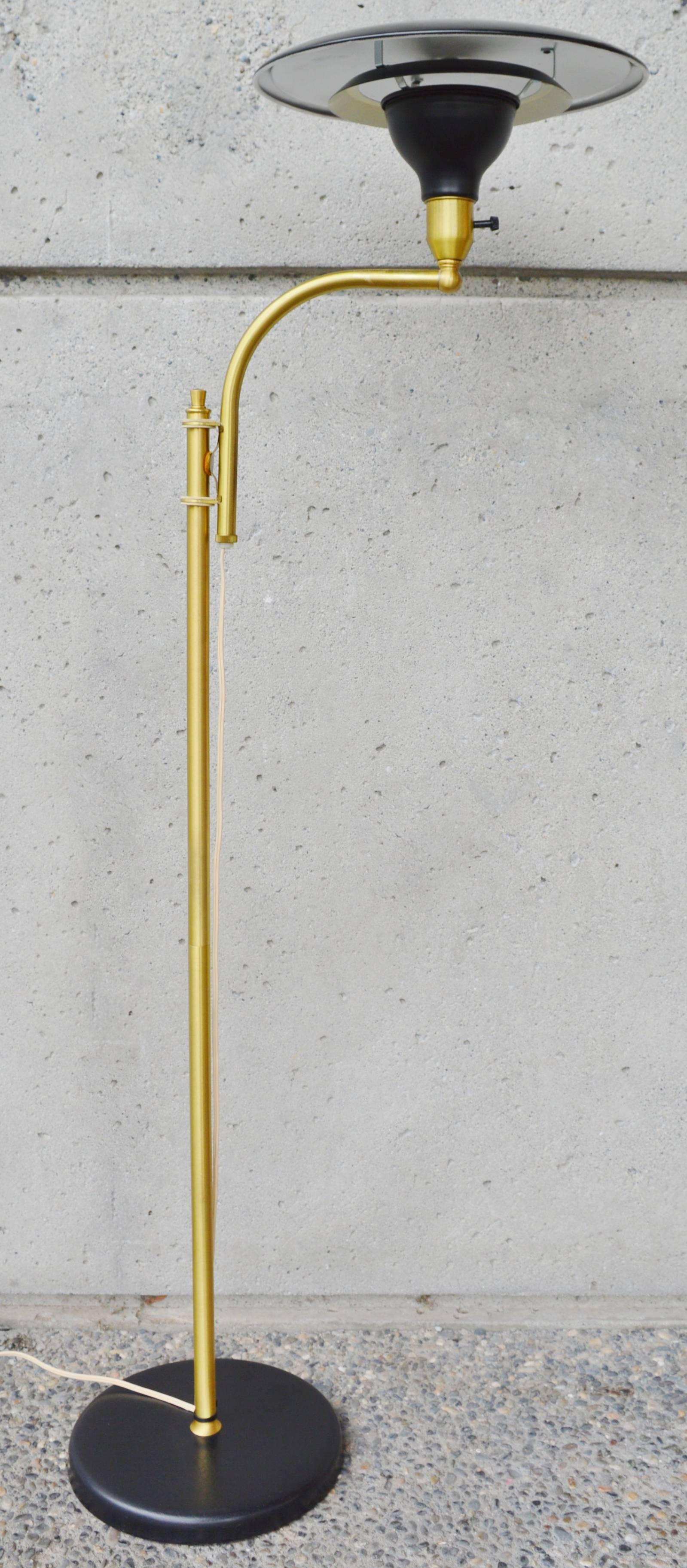 Mid-Century Modern Sight Light Floor Lamp Brass and Black Enamel by M.G. Wheeler For Sale