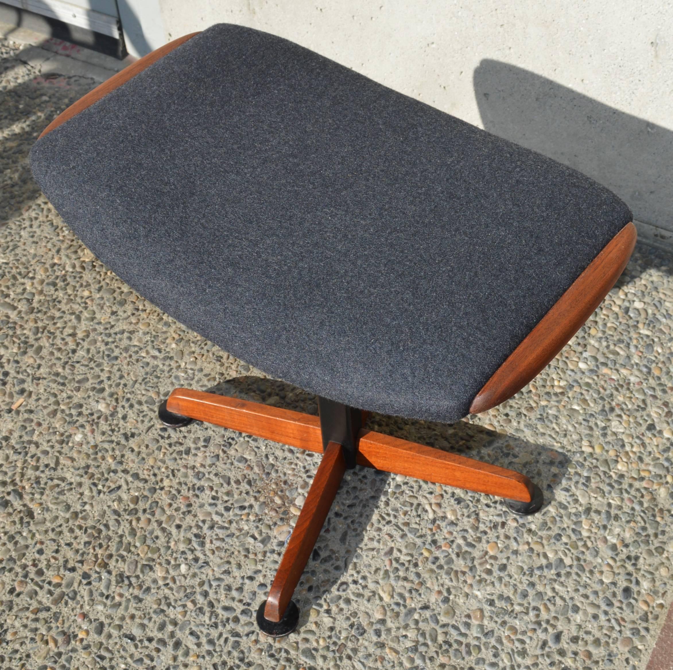Mid-20th Century Mad Men Swivel Recliner and Ottoman by Helmut Krutz, Restored in Charcoal