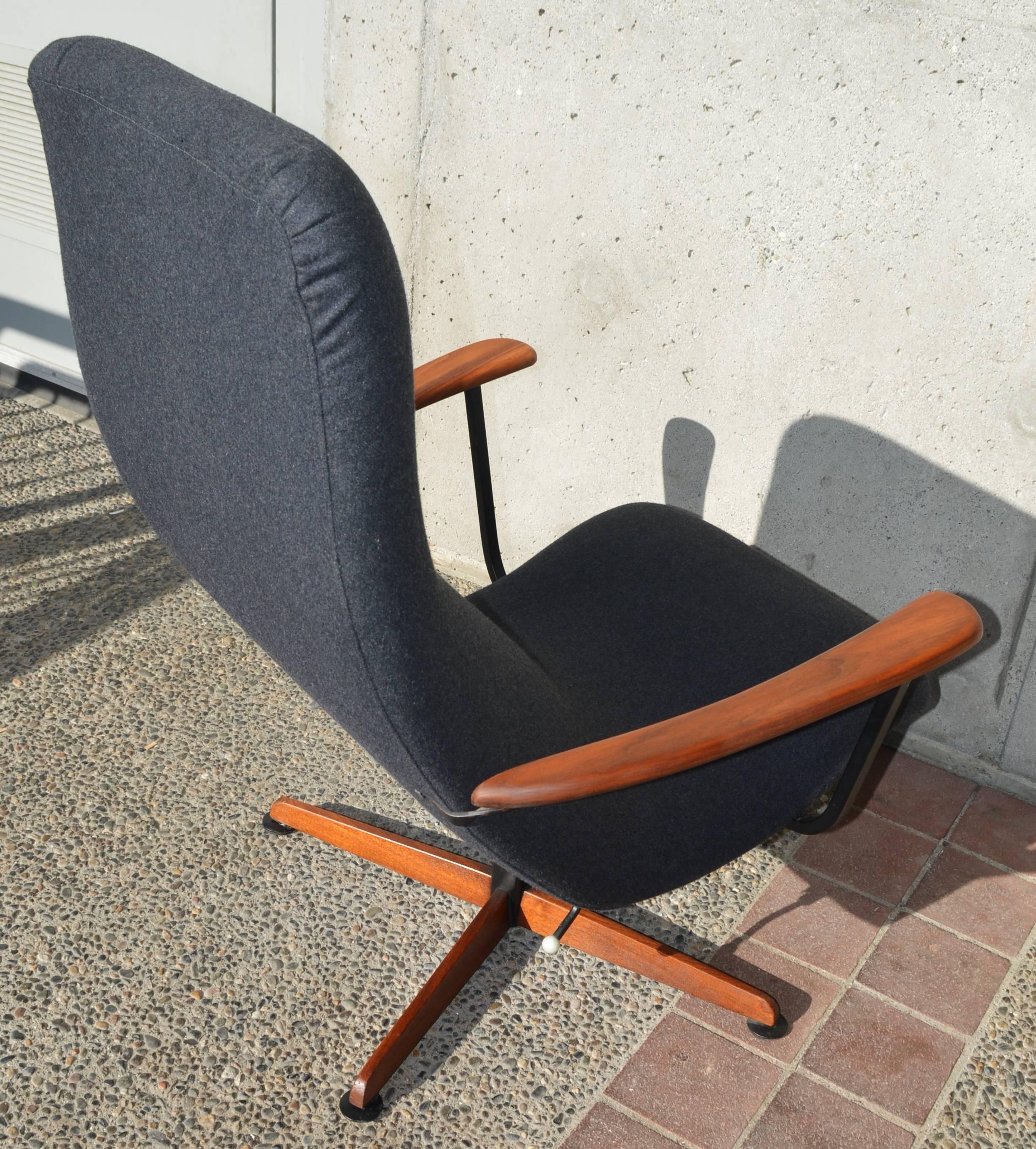 mad men eames chair