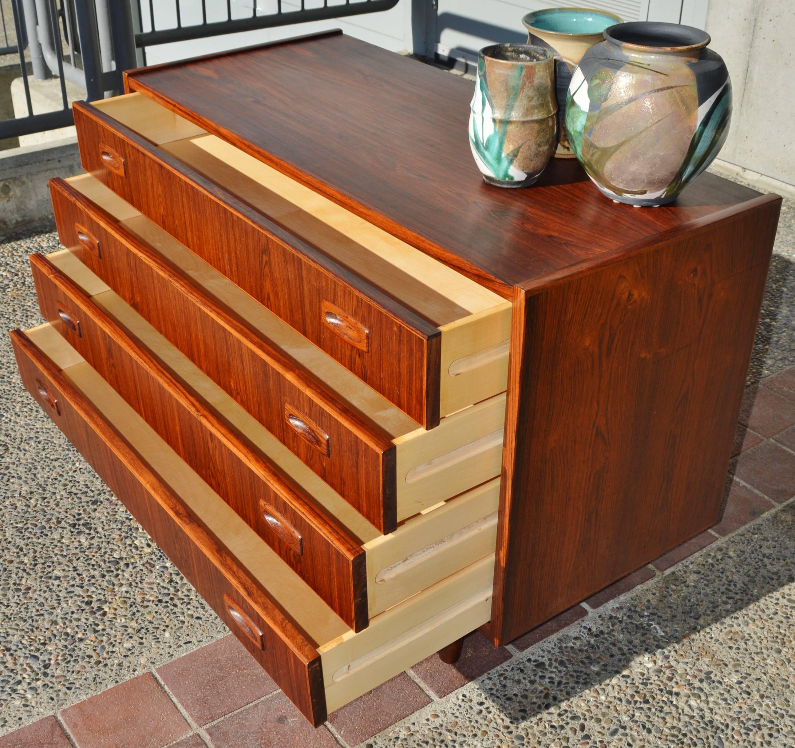 Mid-20th Century Lovely Rosewood Chest of Drawers or Dresser by Rasmussen
