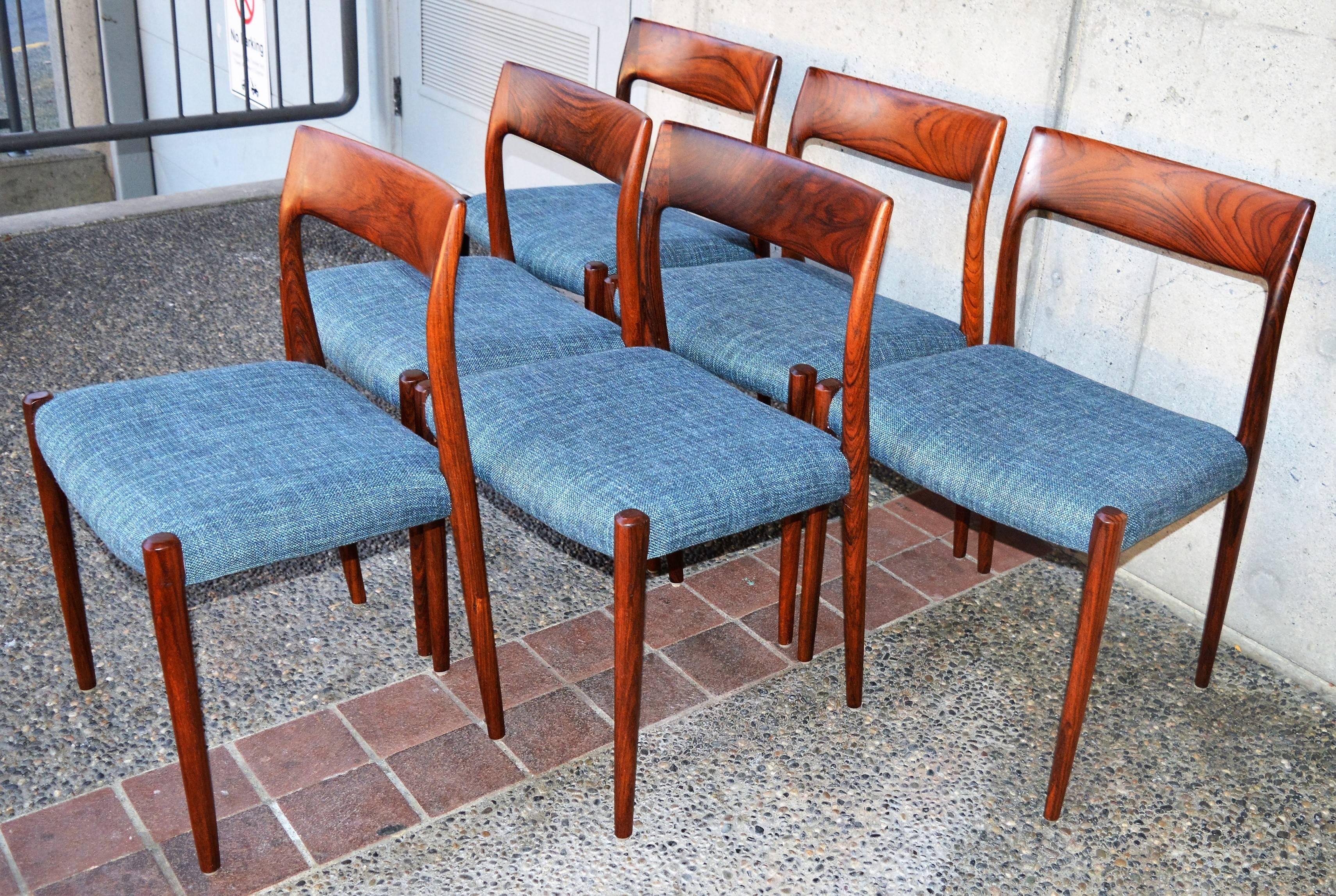 Mid-Century Modern Unique Restored N.O. Moller Rosewood Round One Leaf Dining Table and Six Chairs