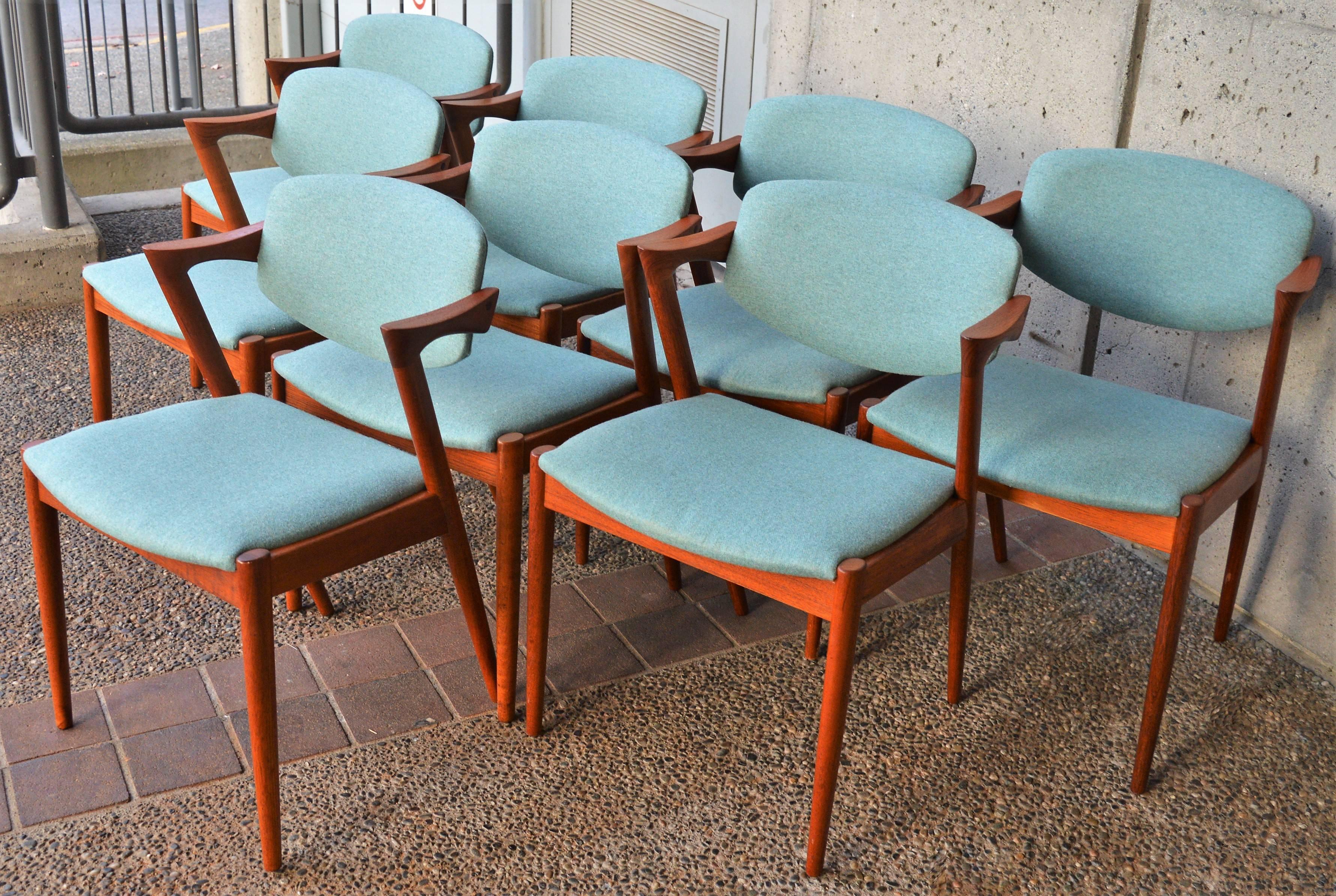 Mid-Century Modern Set of Eight Kai Kristainsen Teak Model 42 Dining Chairs in Blue Wool