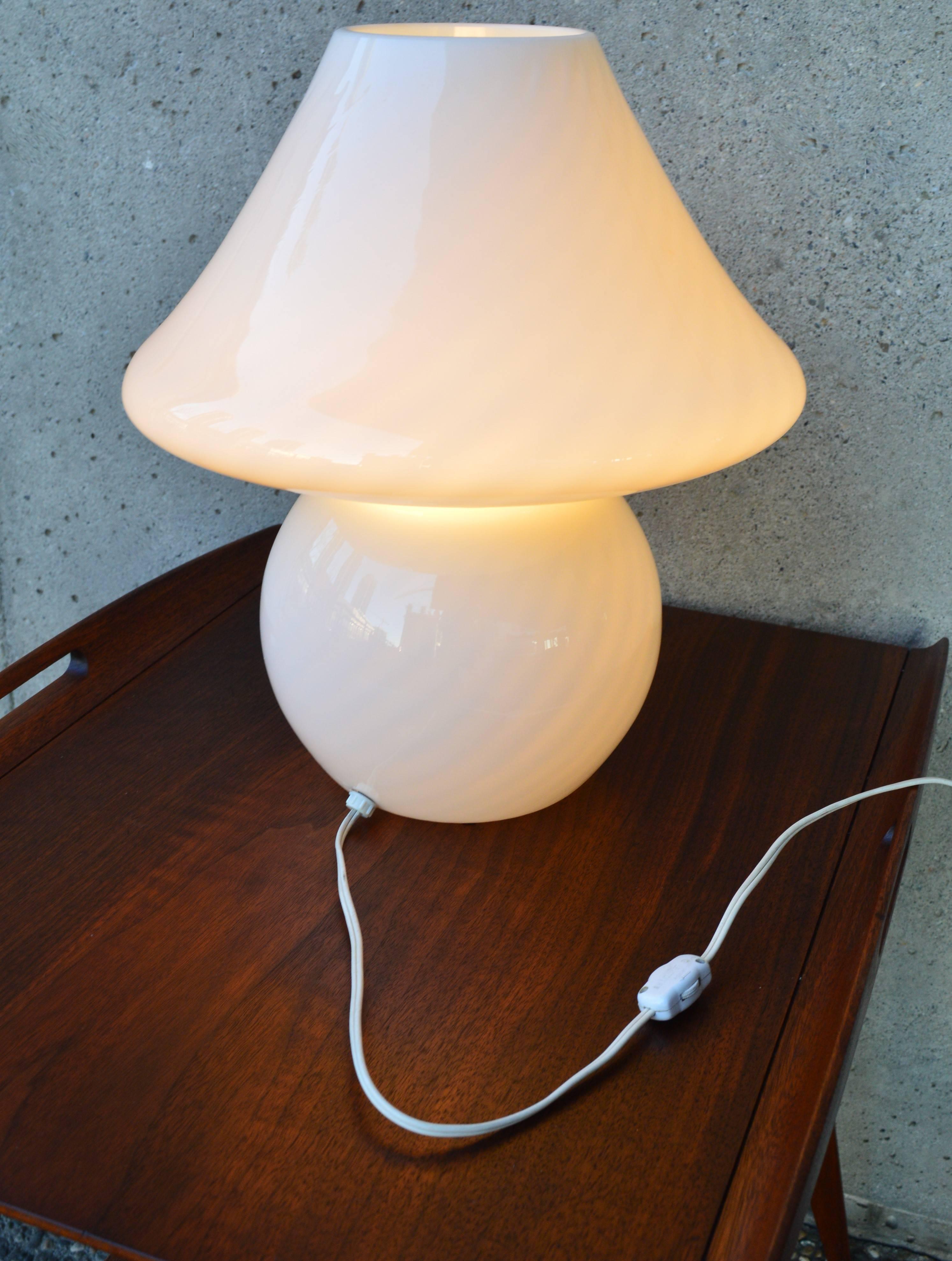 mushroom lamp murano