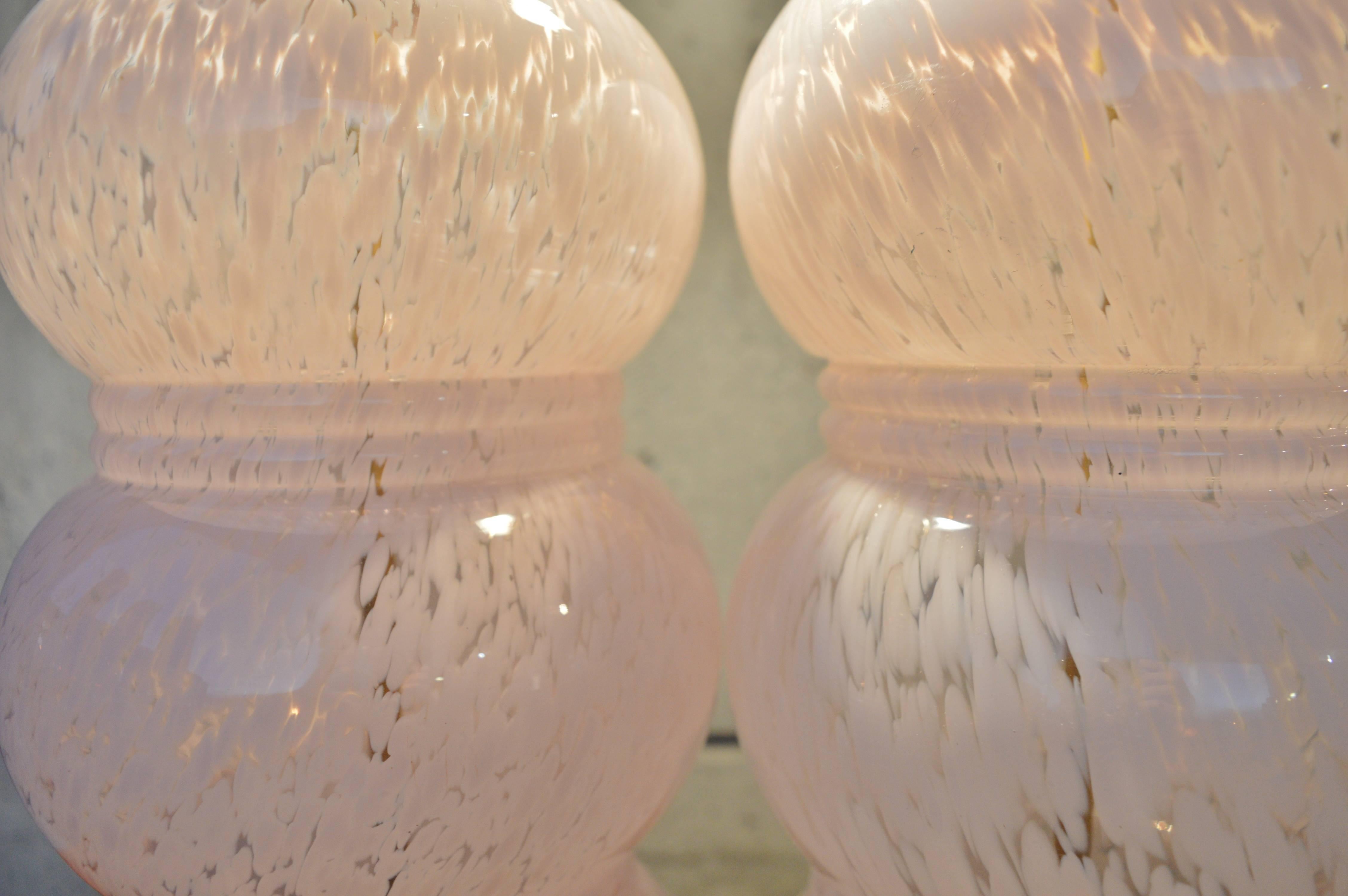 Mid-Century Modern Pair Murano Mottled Pink and Clear Stacked Glass Table Lamps For Sale