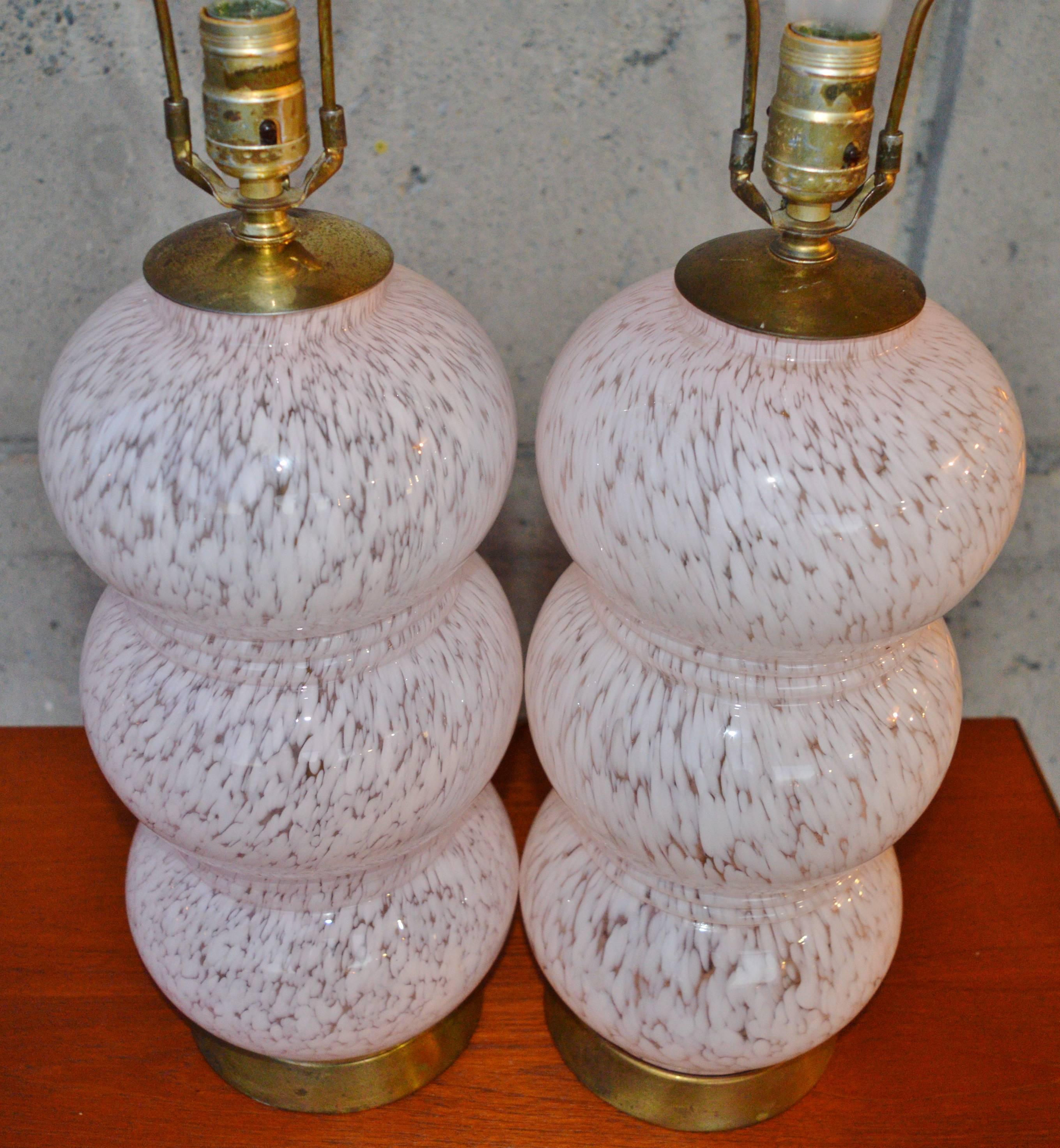 Pair Murano Mottled Pink and Clear Stacked Glass Table Lamps In Excellent Condition For Sale In New Westminster, British Columbia