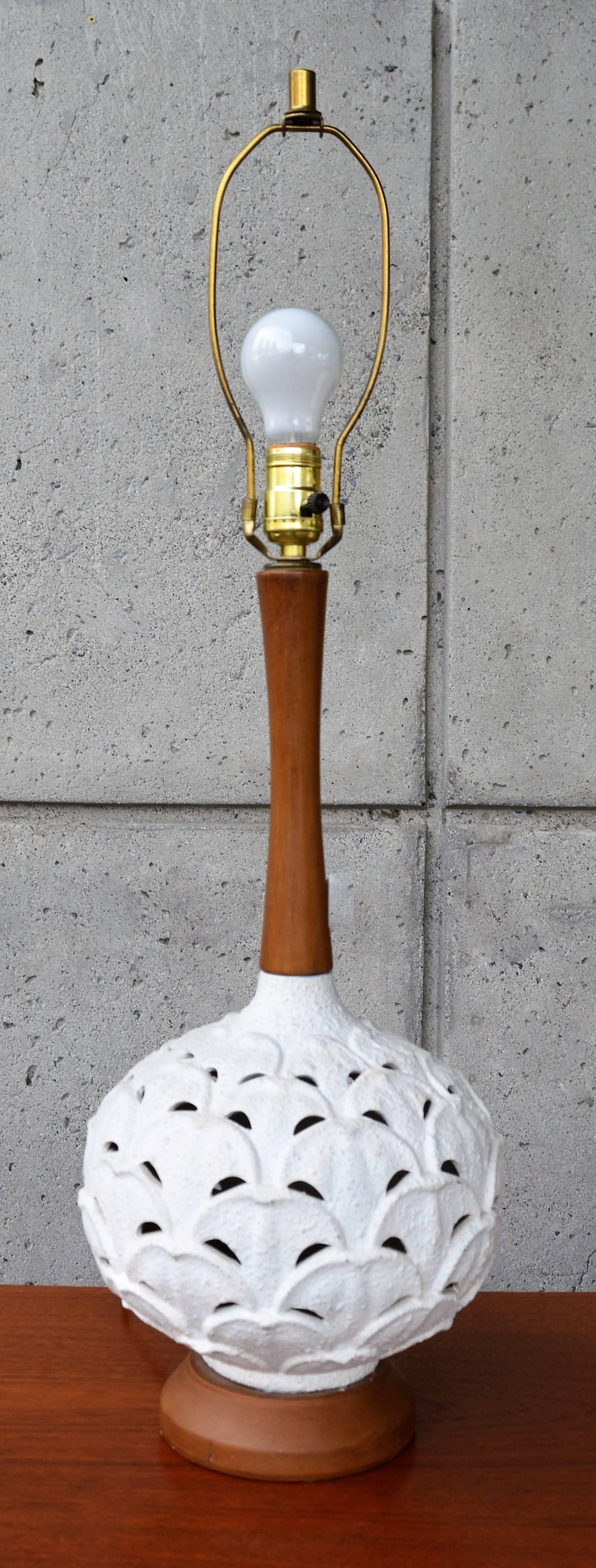 Mid-20th Century White Petal Ceramic Lamp with Teak Accents