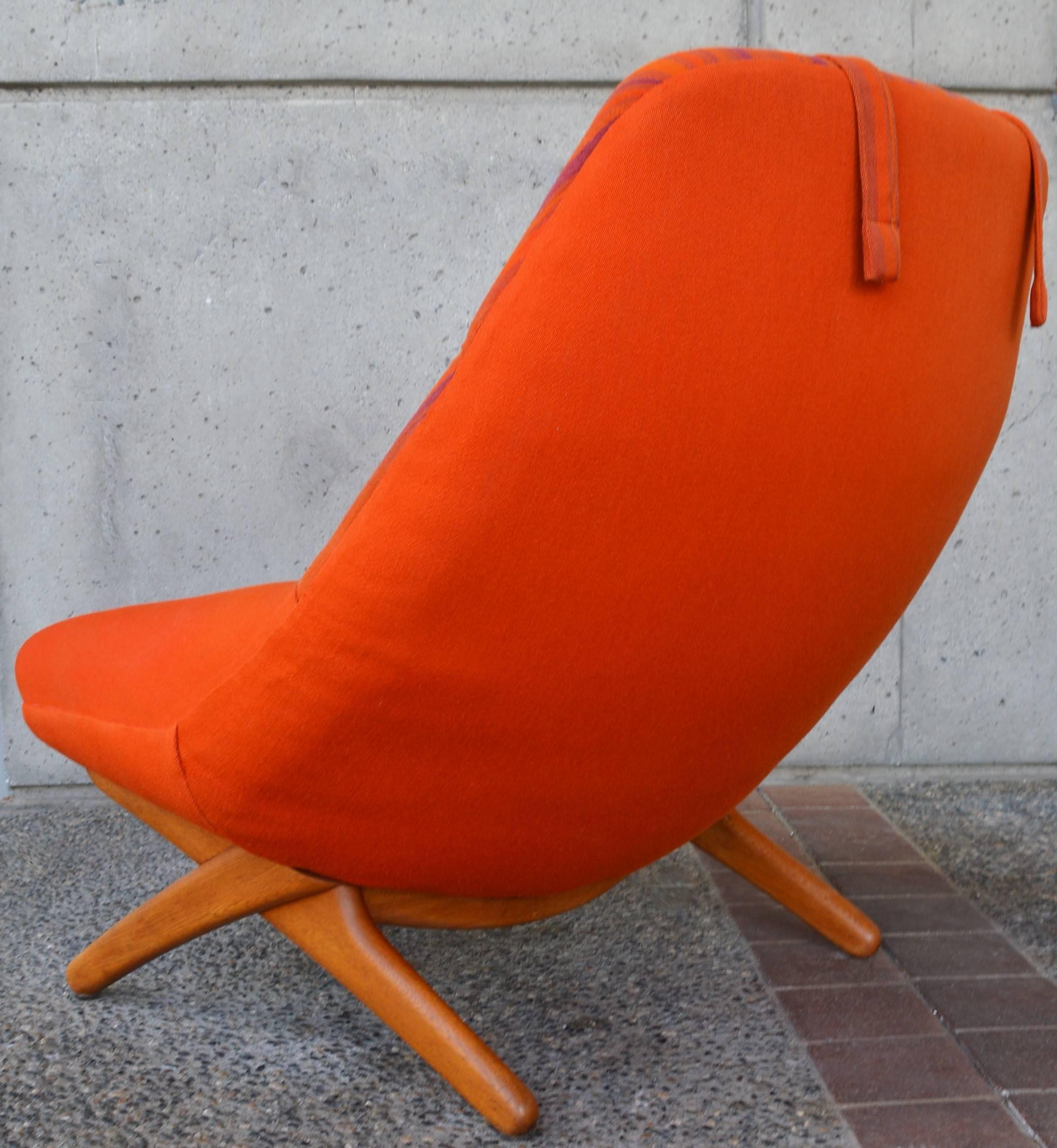 Illum Wikkelsø ML 91 Lounge Chair for Mikael Larsen, Danish 1