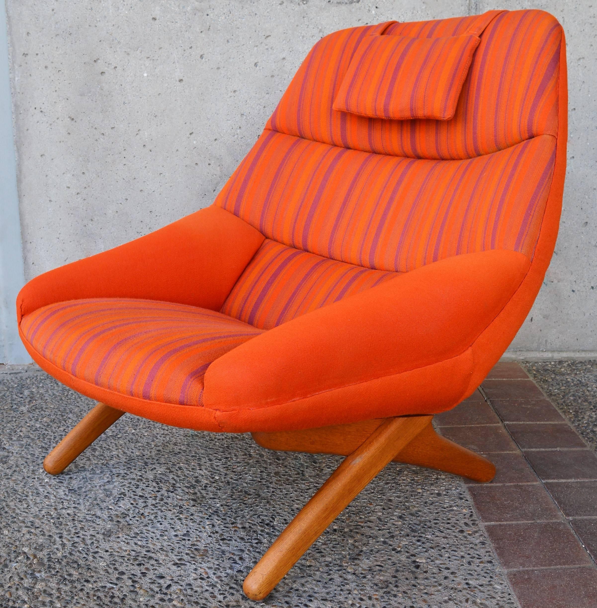 Upholstery Illum Wikkelsø ML 91 Lounge Chair for Mikael Larsen, Danish