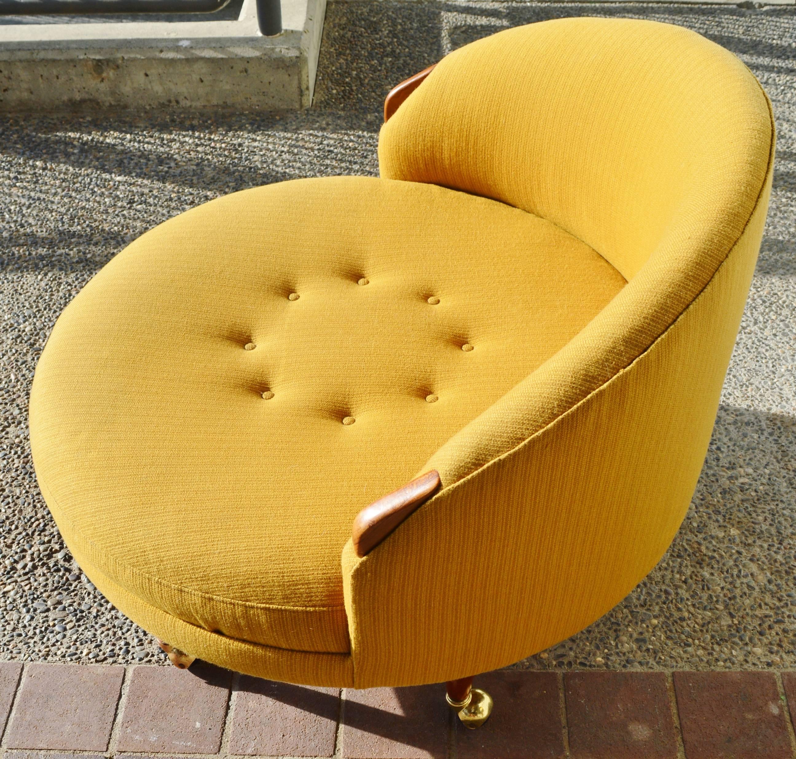 Mid-Century Modern Adrian Pearsall Havana Round Chair with Armrests and Legs ‘Craft Associates’