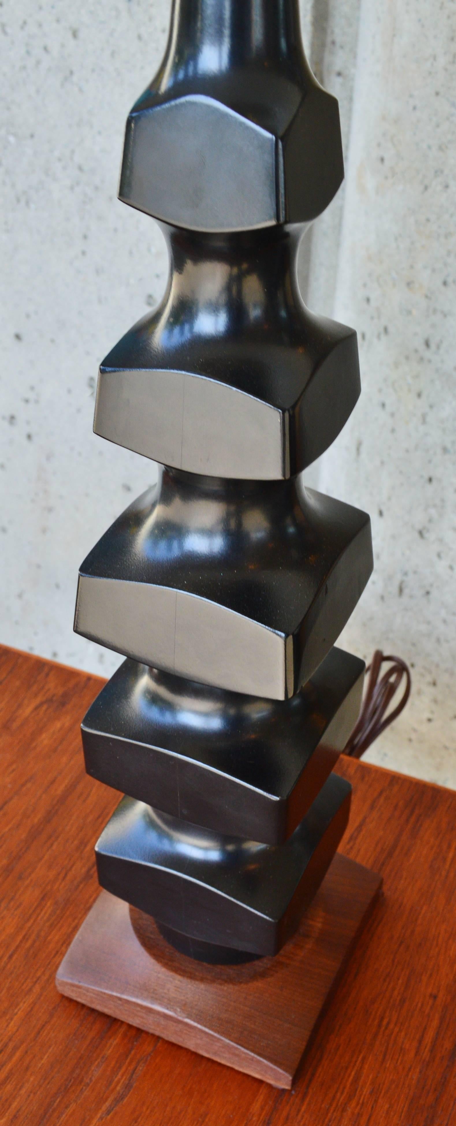 Wood Architectural Faceted Geometric Stacked Black and Walnut Table Lamp For Sale