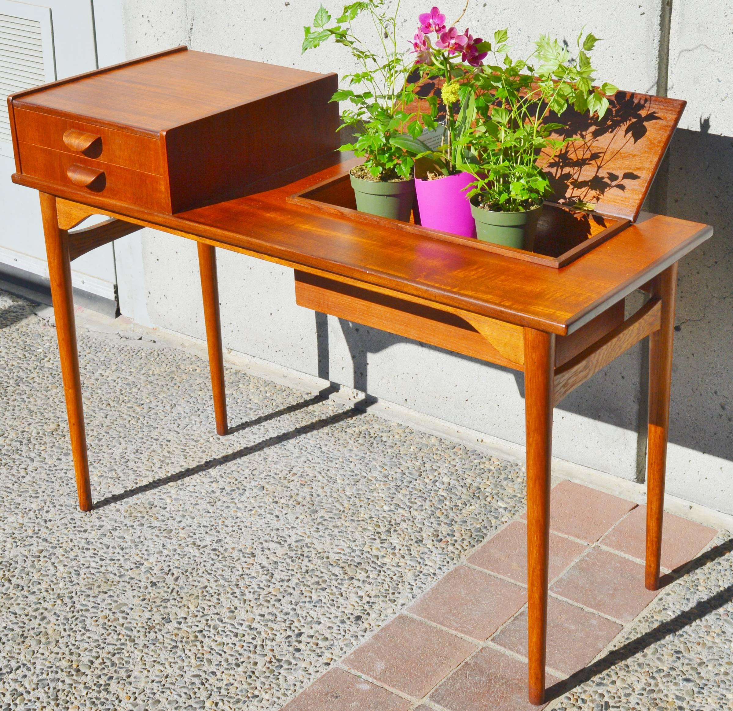 Mid-Century Modern Danish Teak and Oak Sofa or Hall Table with Lift Top Storage or Planter