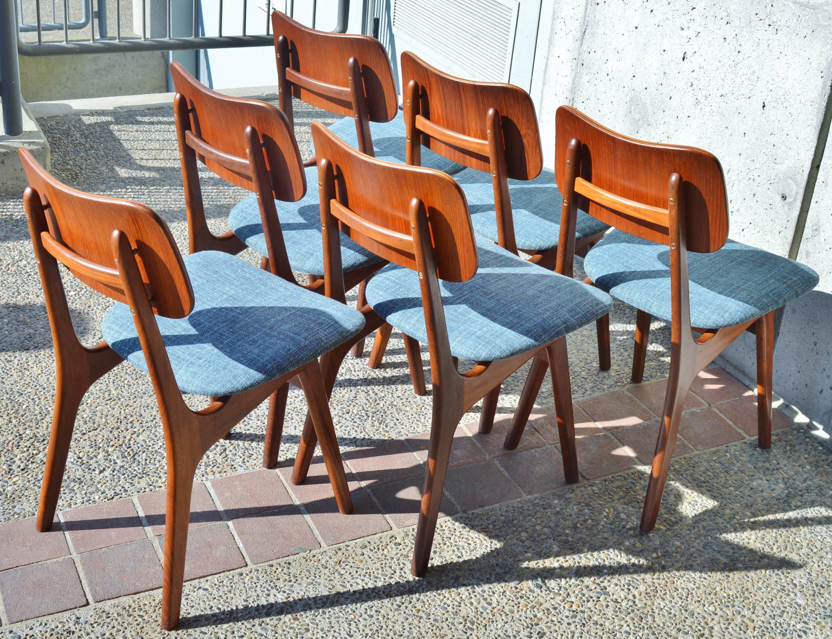 Mid-Century Modern Set of Six Teak Dining Chairs by Arne Hovmand-Olsen