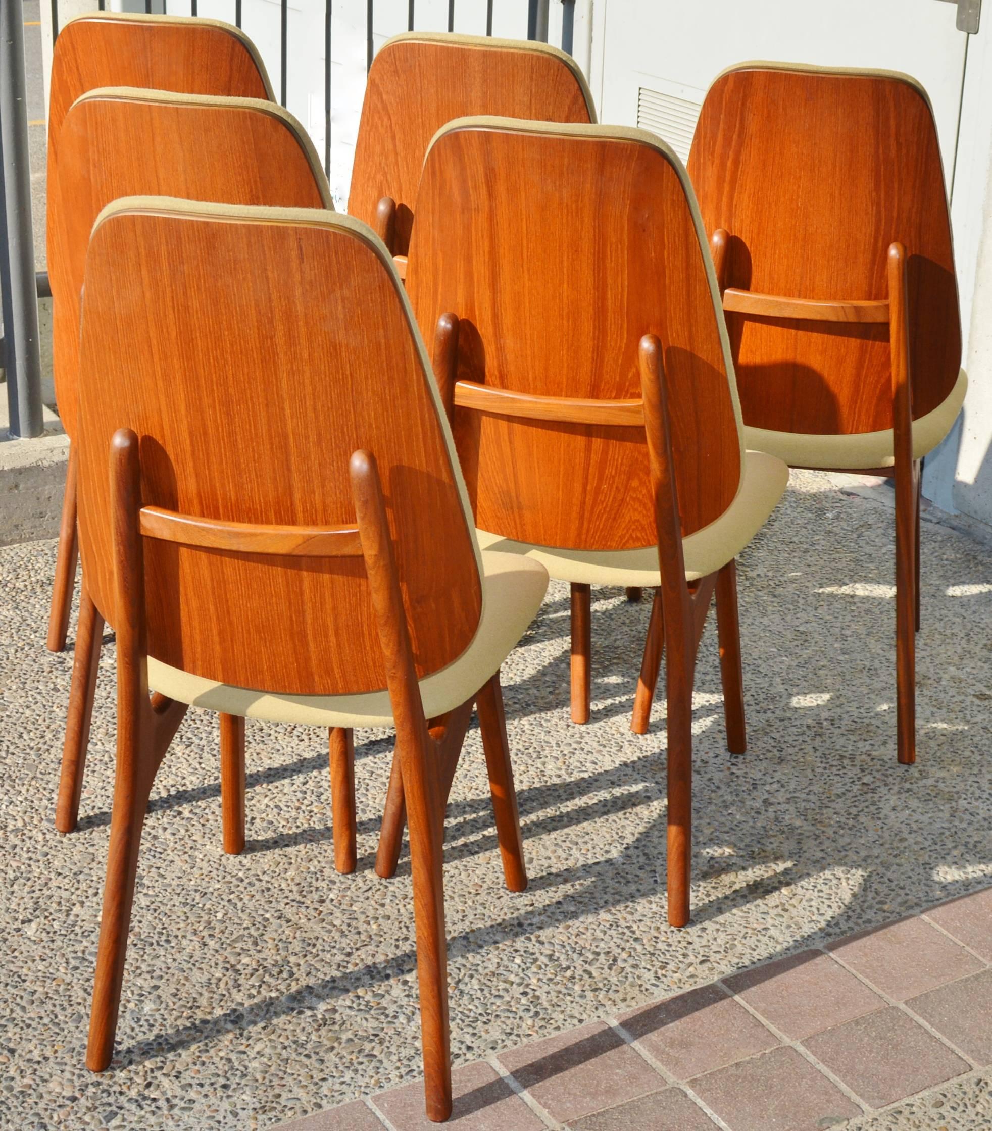 Mid-20th Century Arne Hovmand-Olsen Teak Dining Chairs, Set of Six, Danish Modern