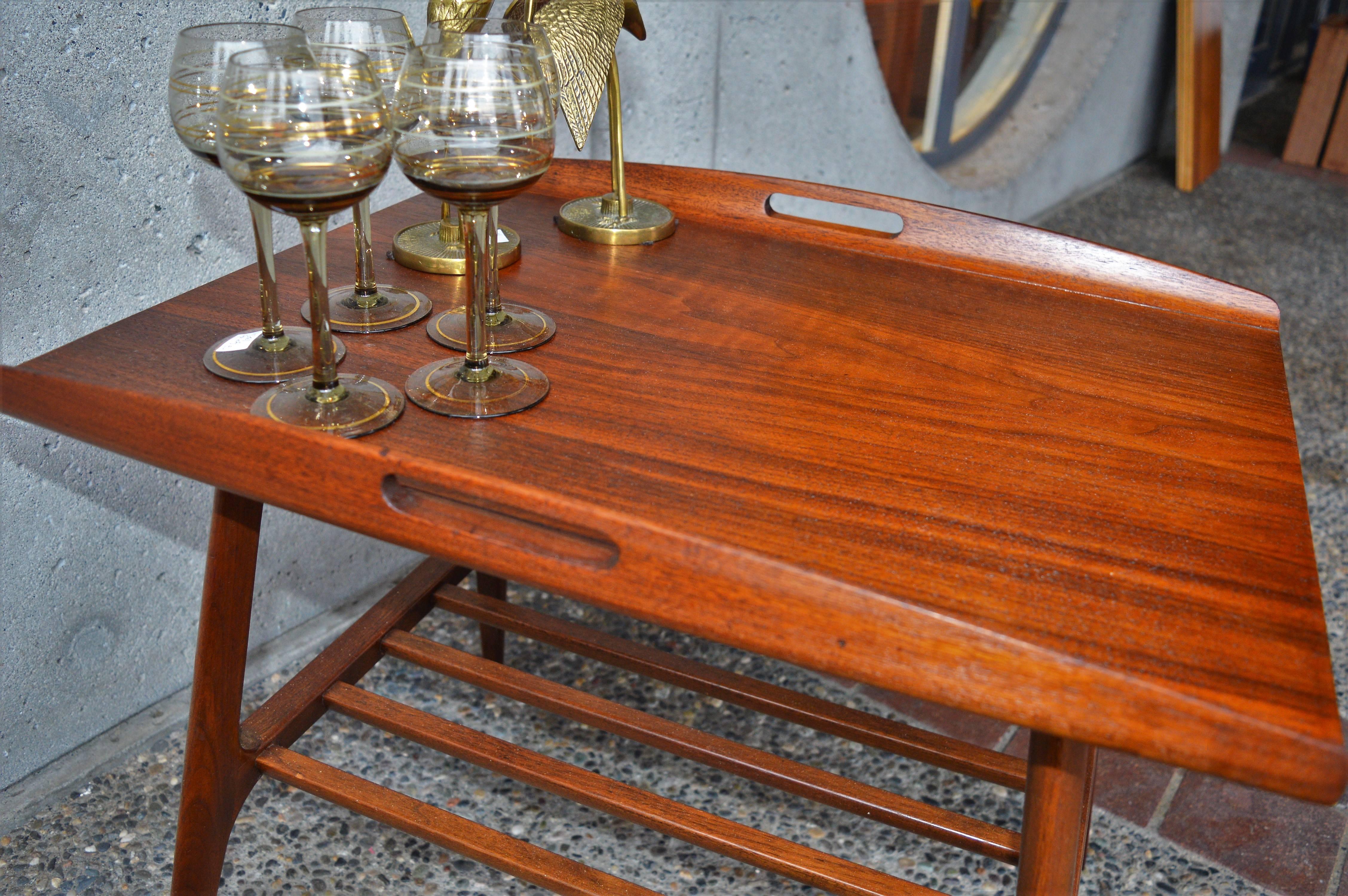 Mid-20th Century MCM Walnut Side Table Flared Edges with Handles, Splayed Legs, Slat Shelf