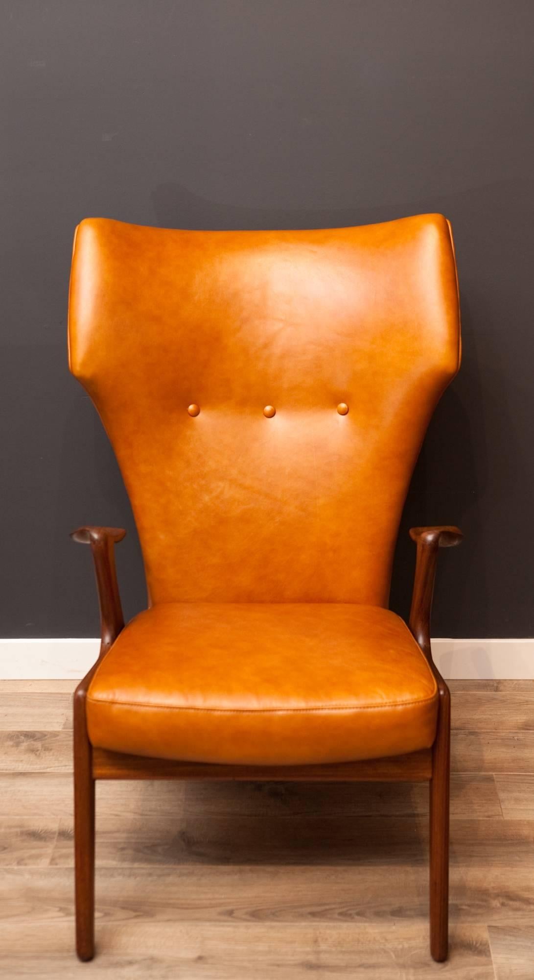 Kurt Ostervig Teak Frame Wingback Style Lounge Chair with New Top-Grain Leather In Excellent Condition In New Westminster, British Columbia