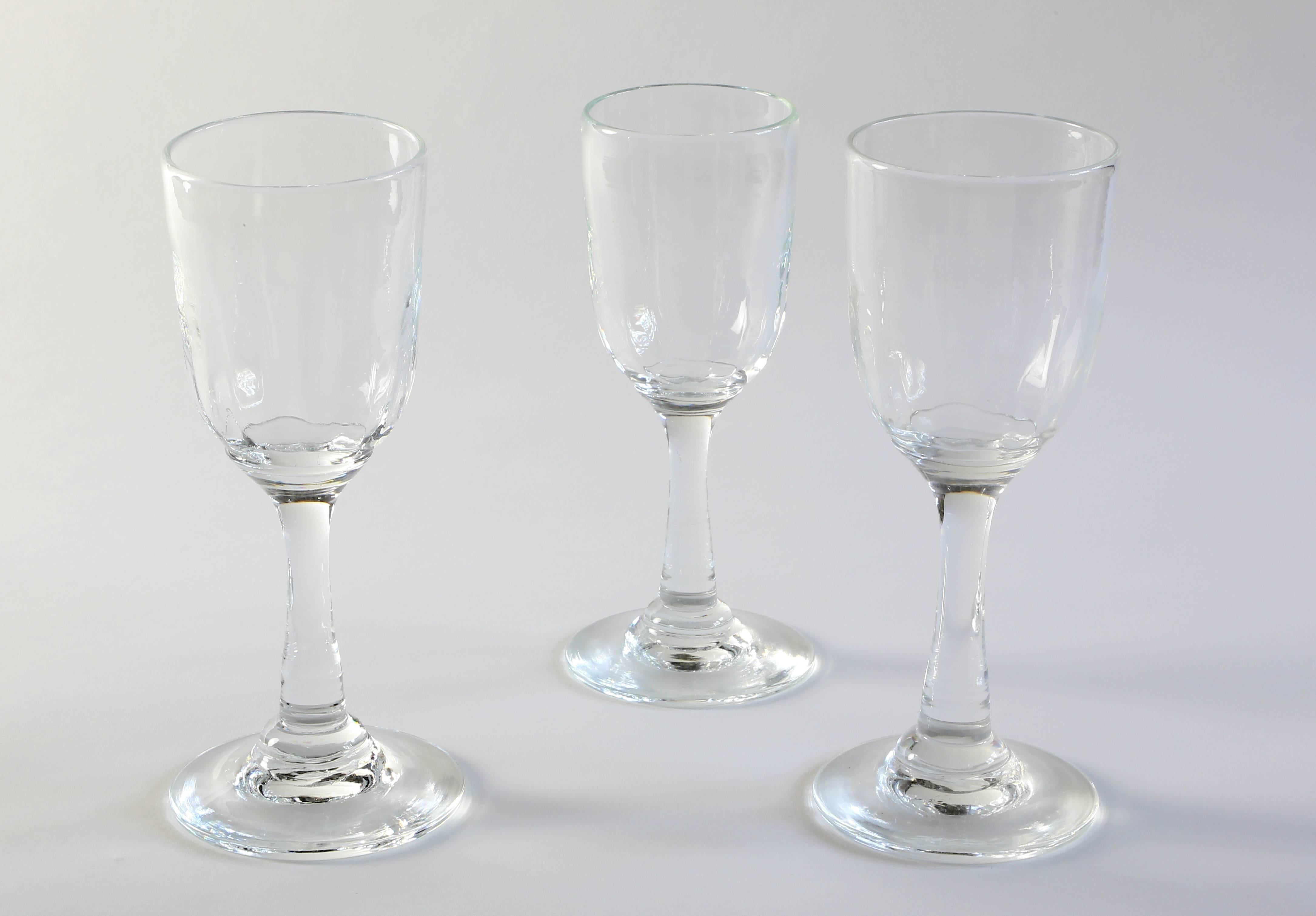 Set of 15 French Vintage Pierre Deux Stemmed Blown Glasses For Sale 1