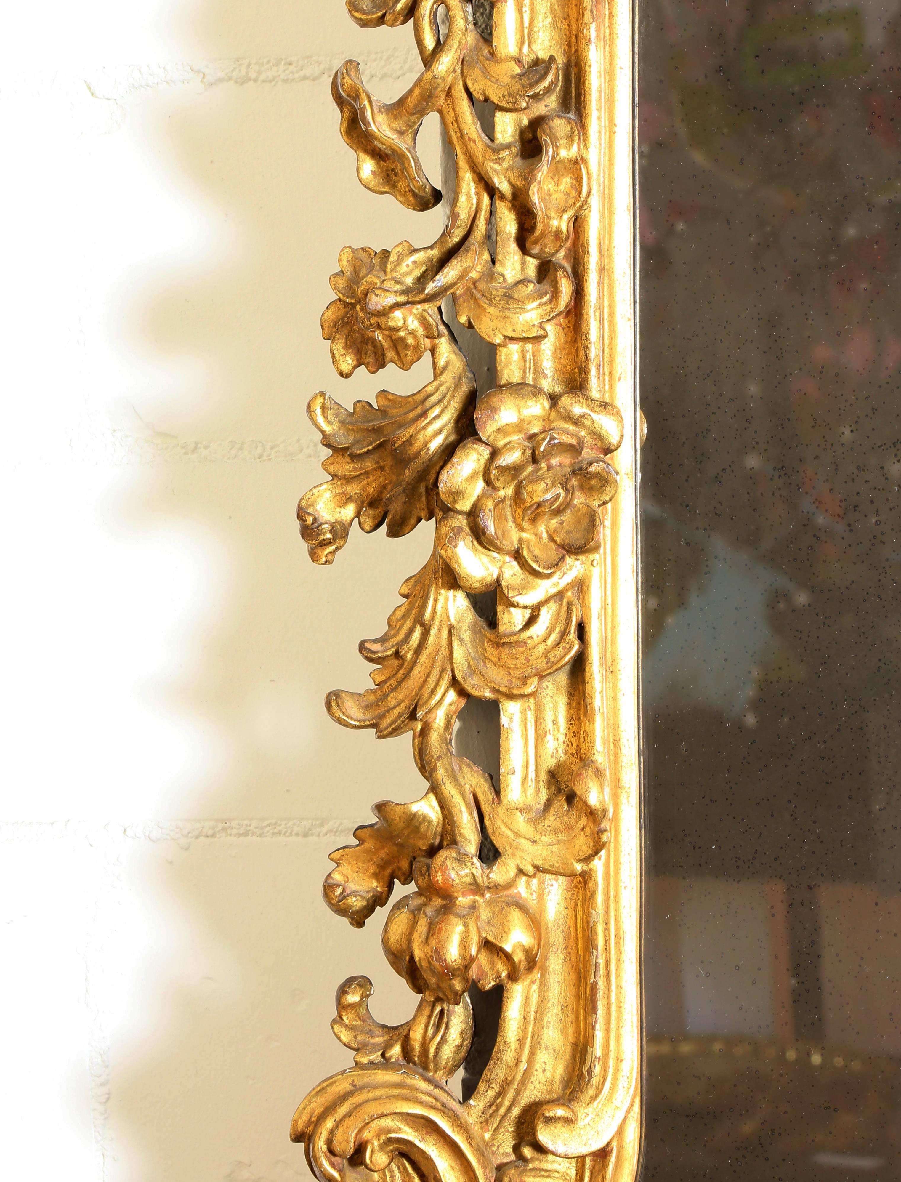 Florentine Gilt Louis XV Style Wall Mirror In Good Condition For Sale In Austin, TX