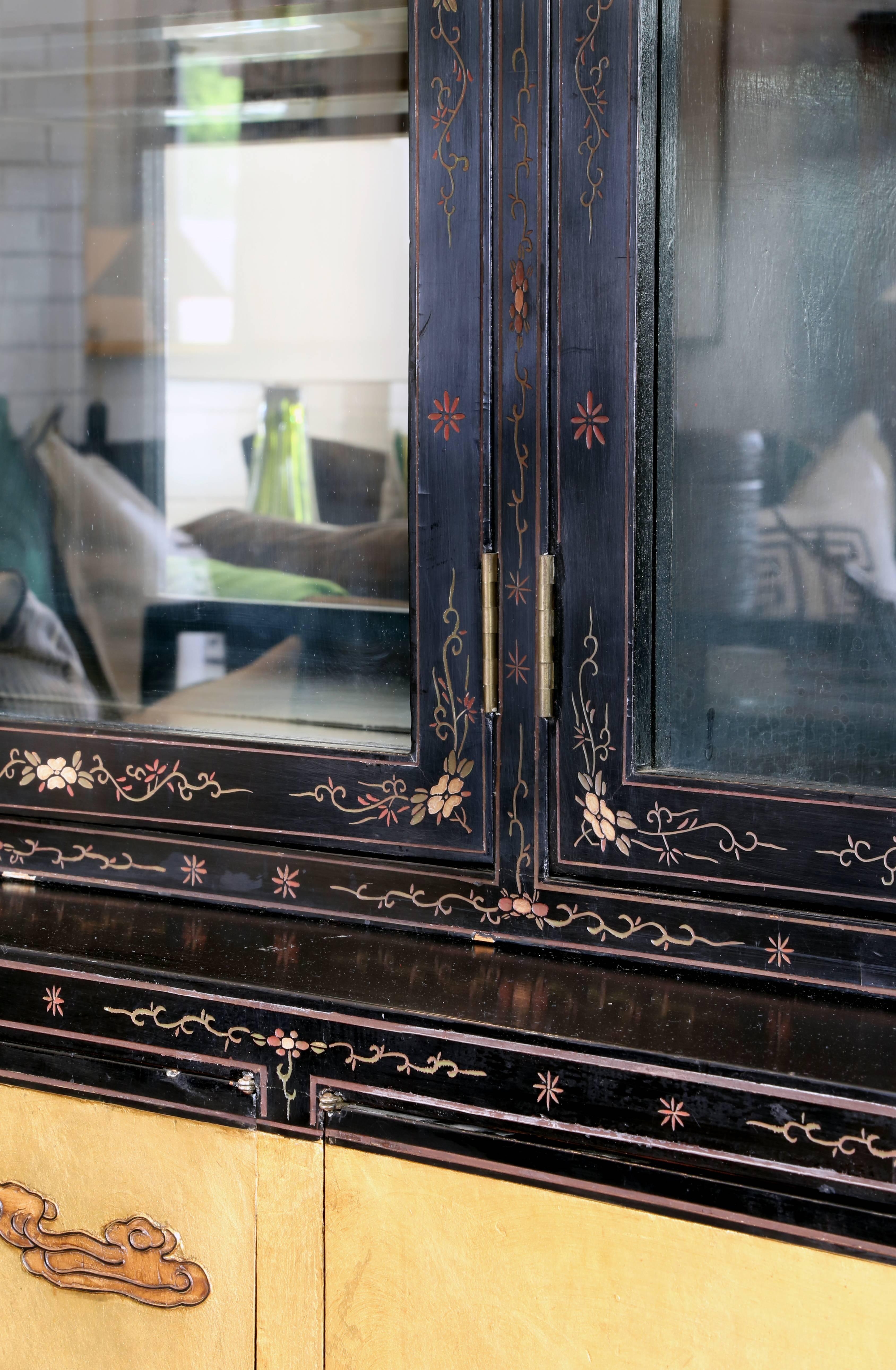 chinese display cabinet