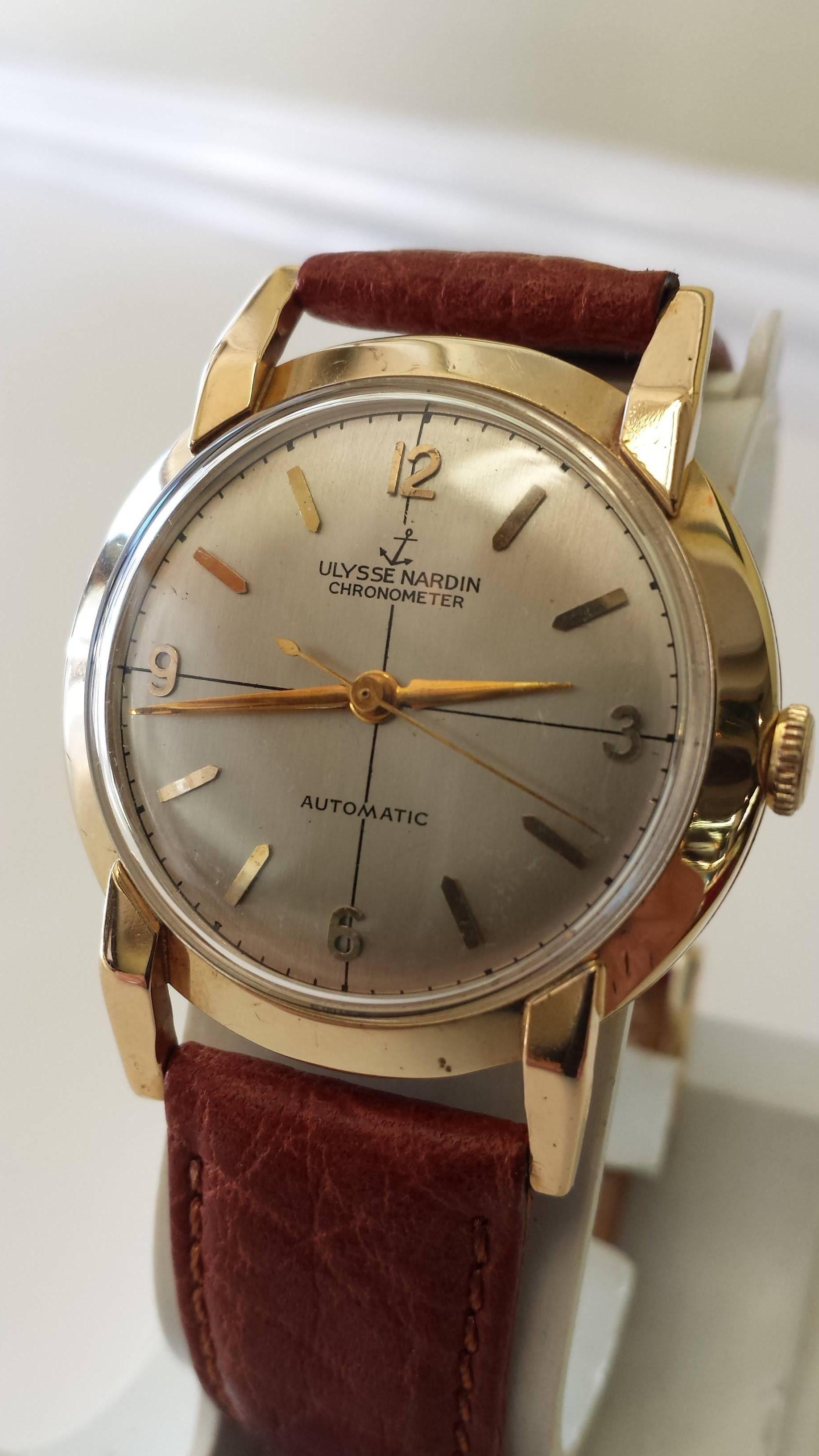14k gold wristwatch