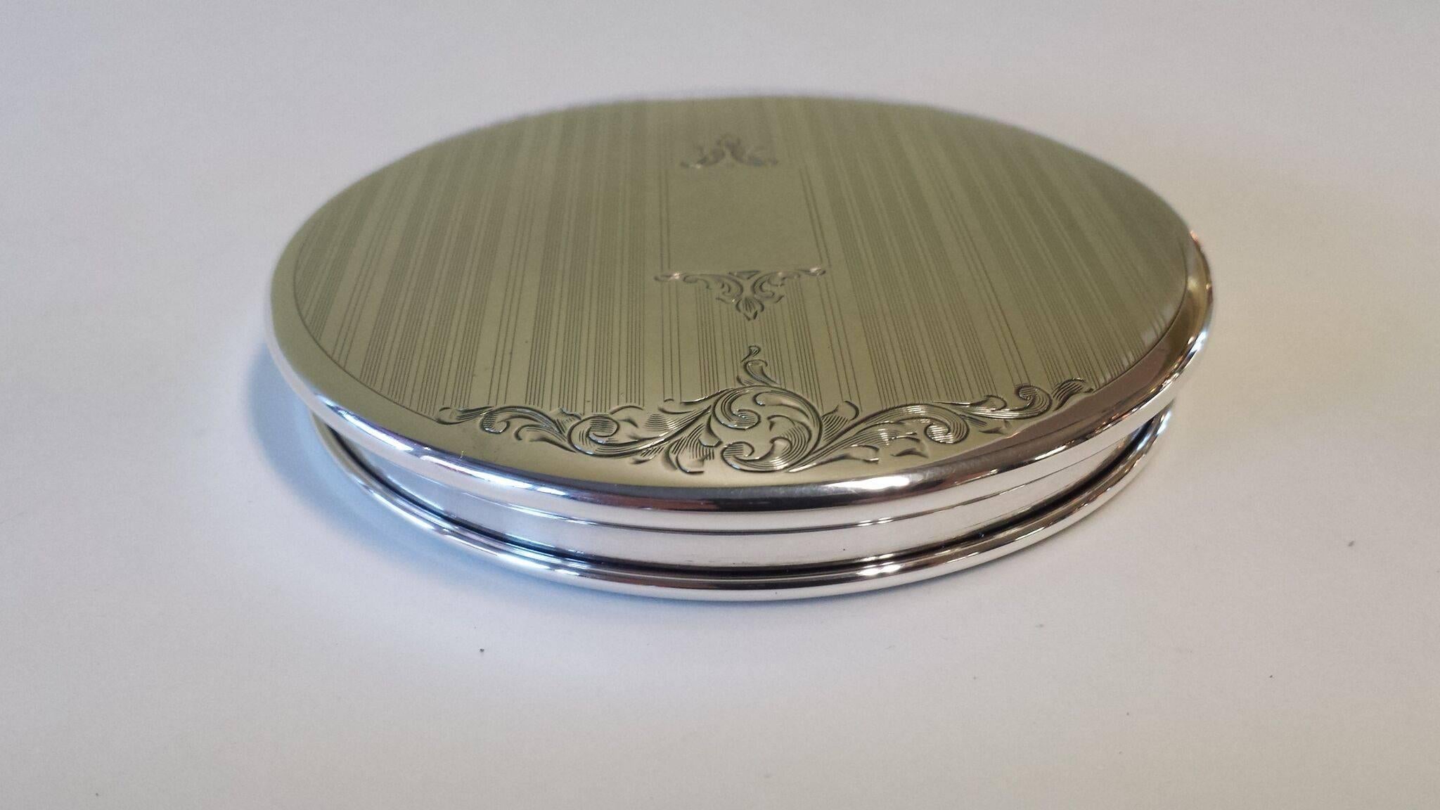 20th Century Sterling Silver Round Jewelry Box with Blue Interior and Nicely Decorated Top